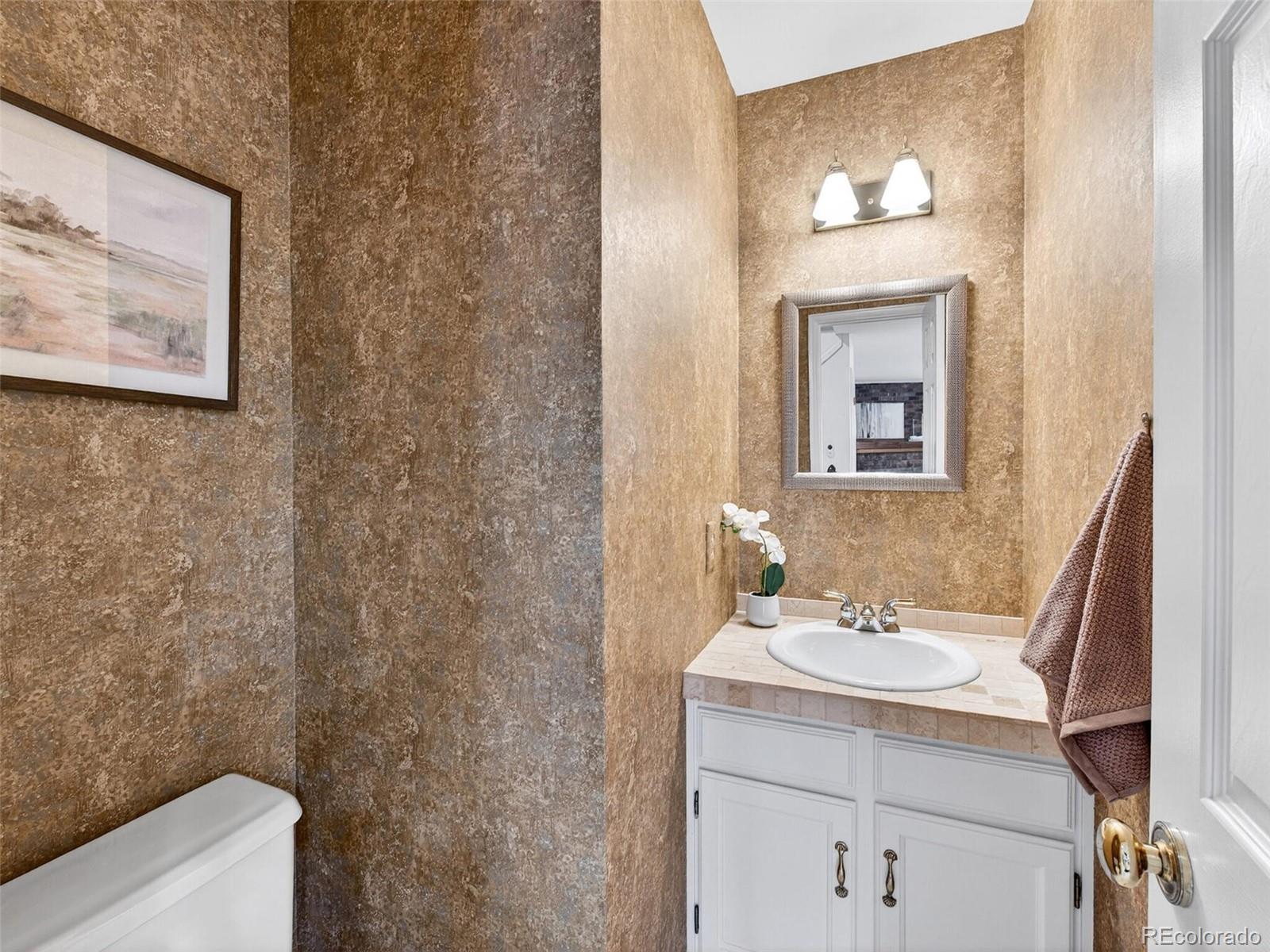 7244 E Briarwood Circle