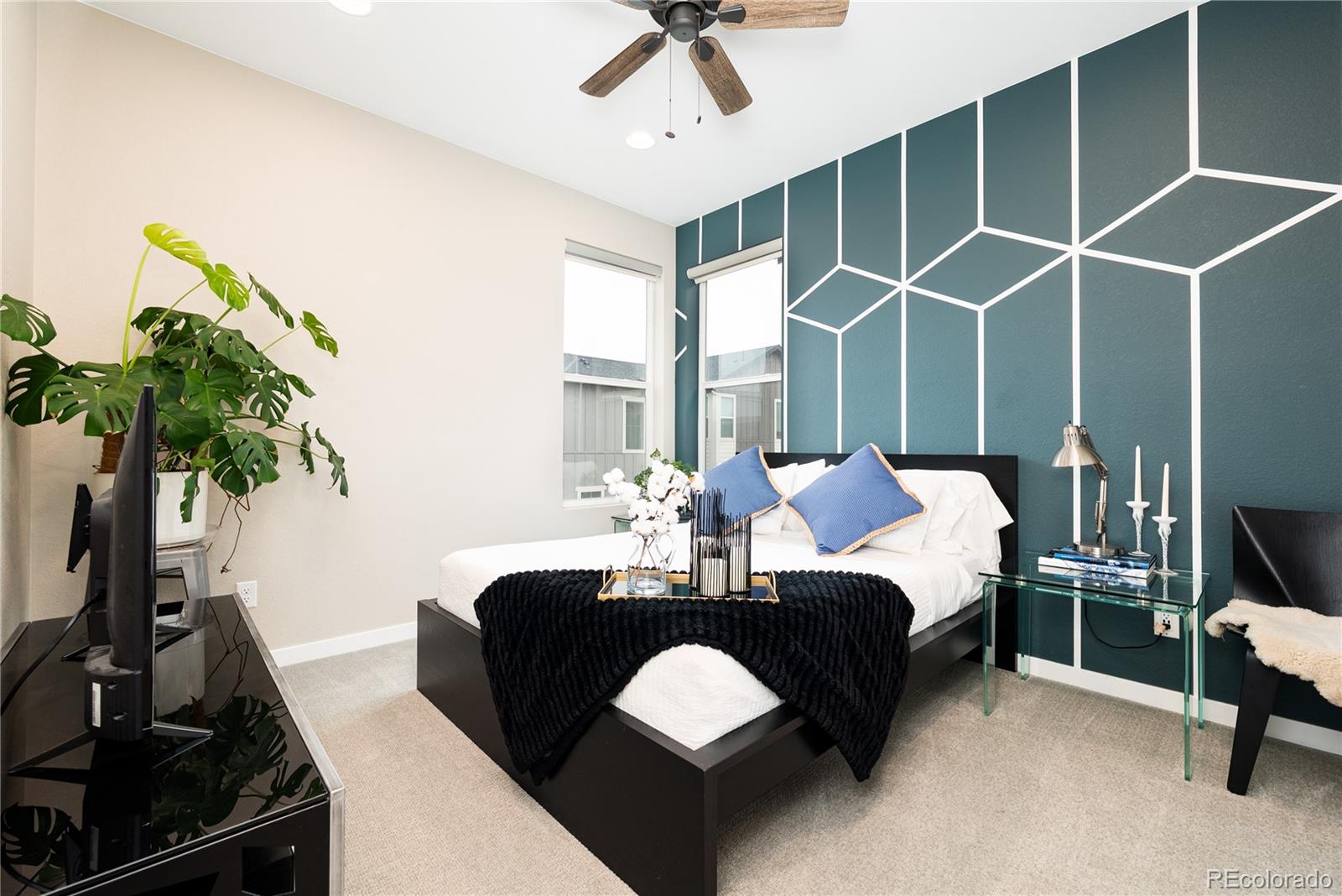 9051 Southurst Court