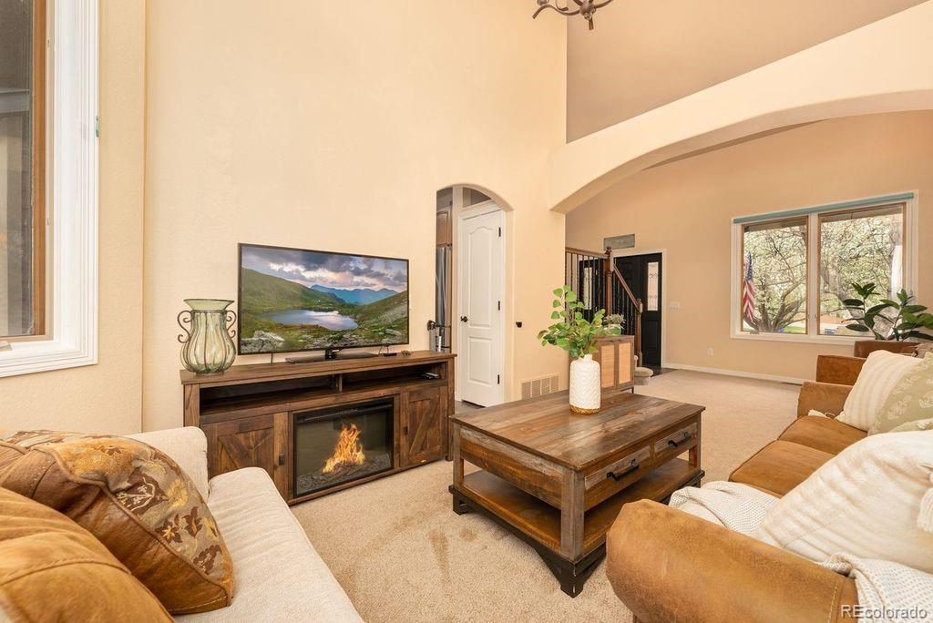 9724 Red Oakes Place