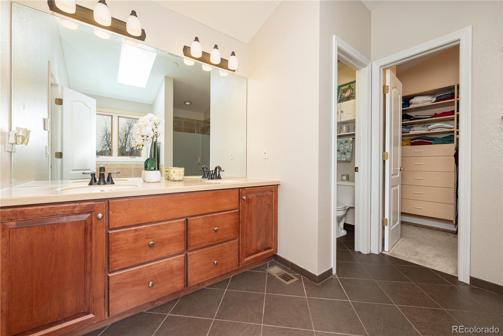 9724 Red Oakes Place