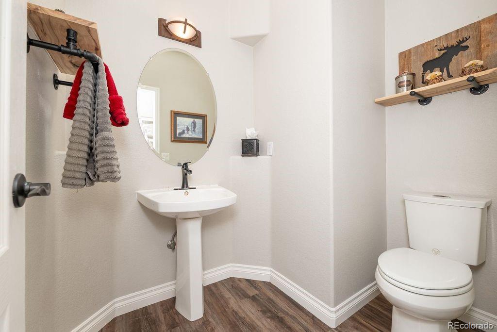 9724 Red Oakes Place