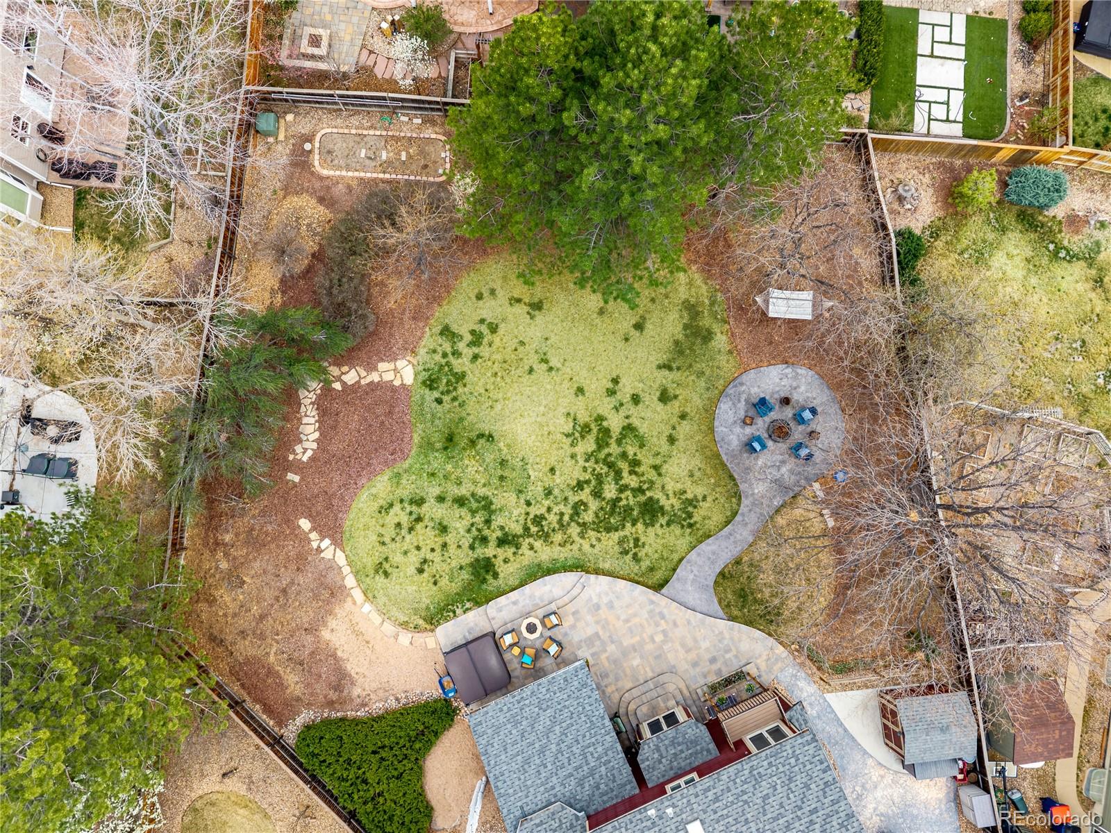 9724 Red Oakes Place