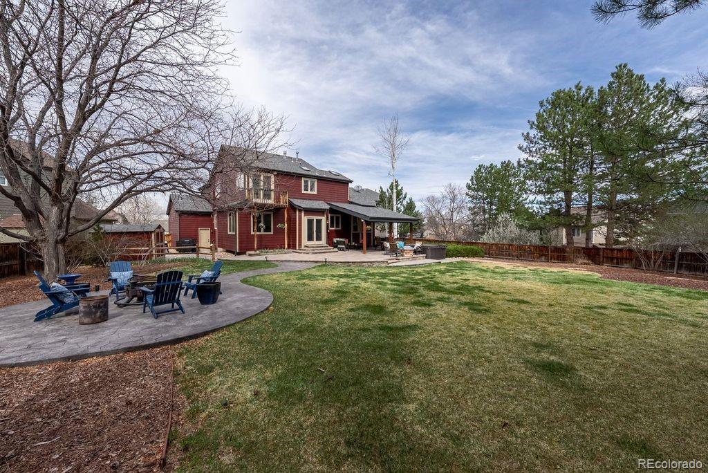 9724 Red Oakes Place