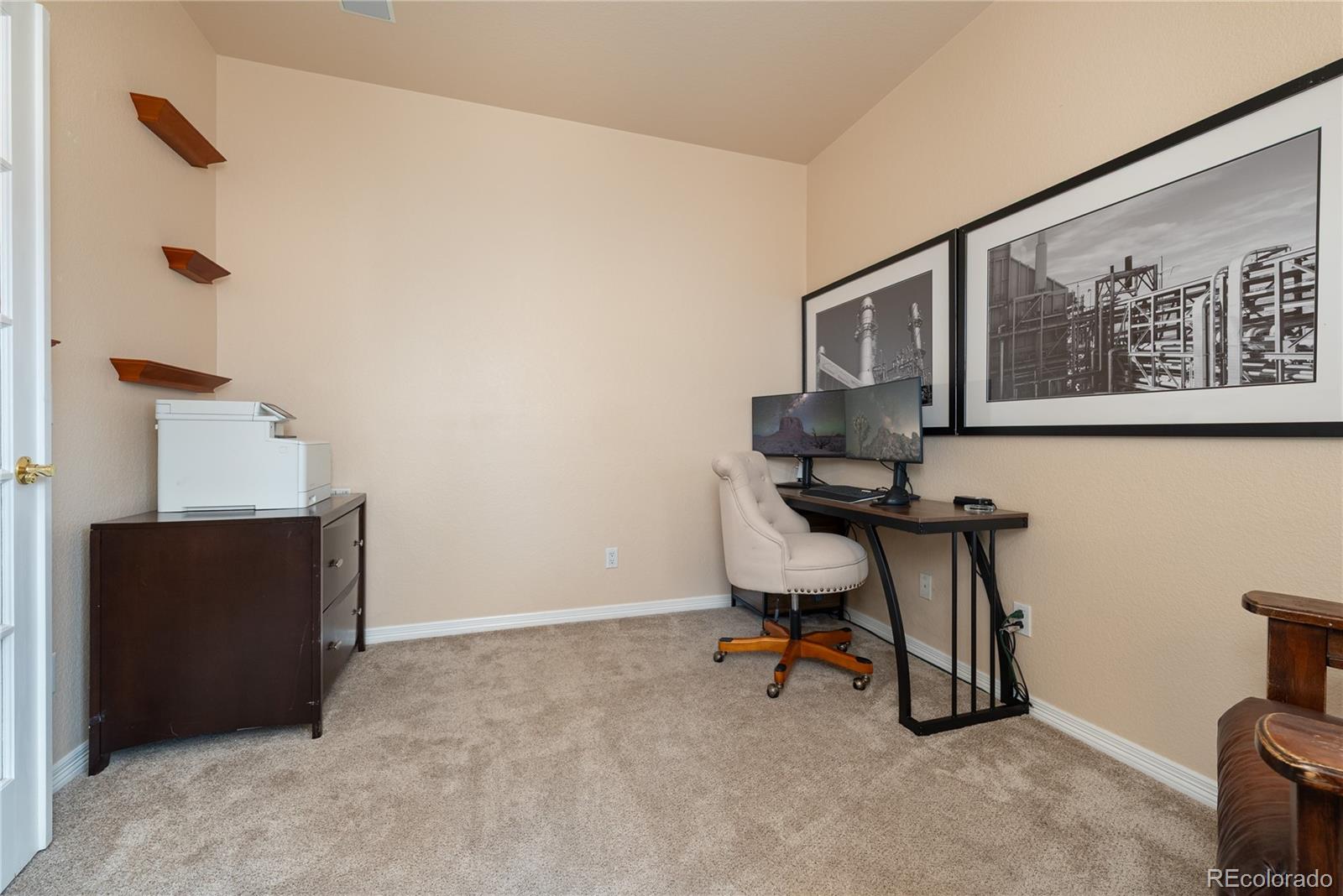 9724 Red Oakes Place