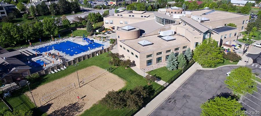 9724 Red Oakes Place