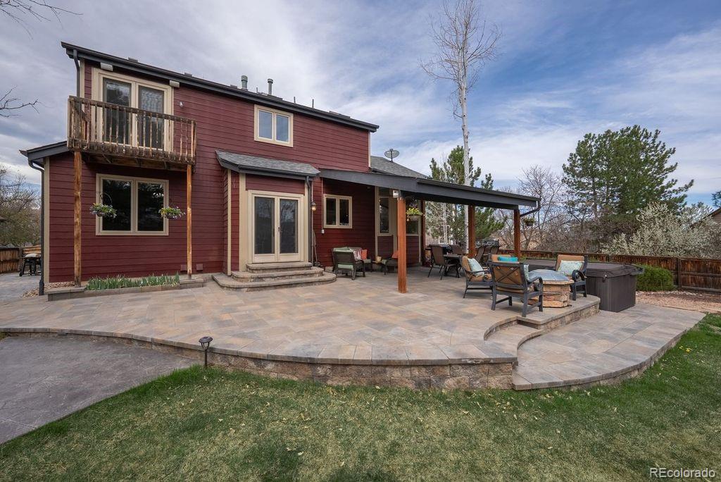 9724 Red Oakes Place