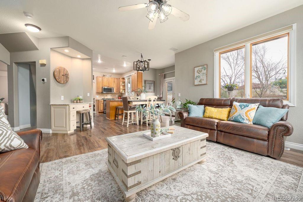 9724 Red Oakes Place