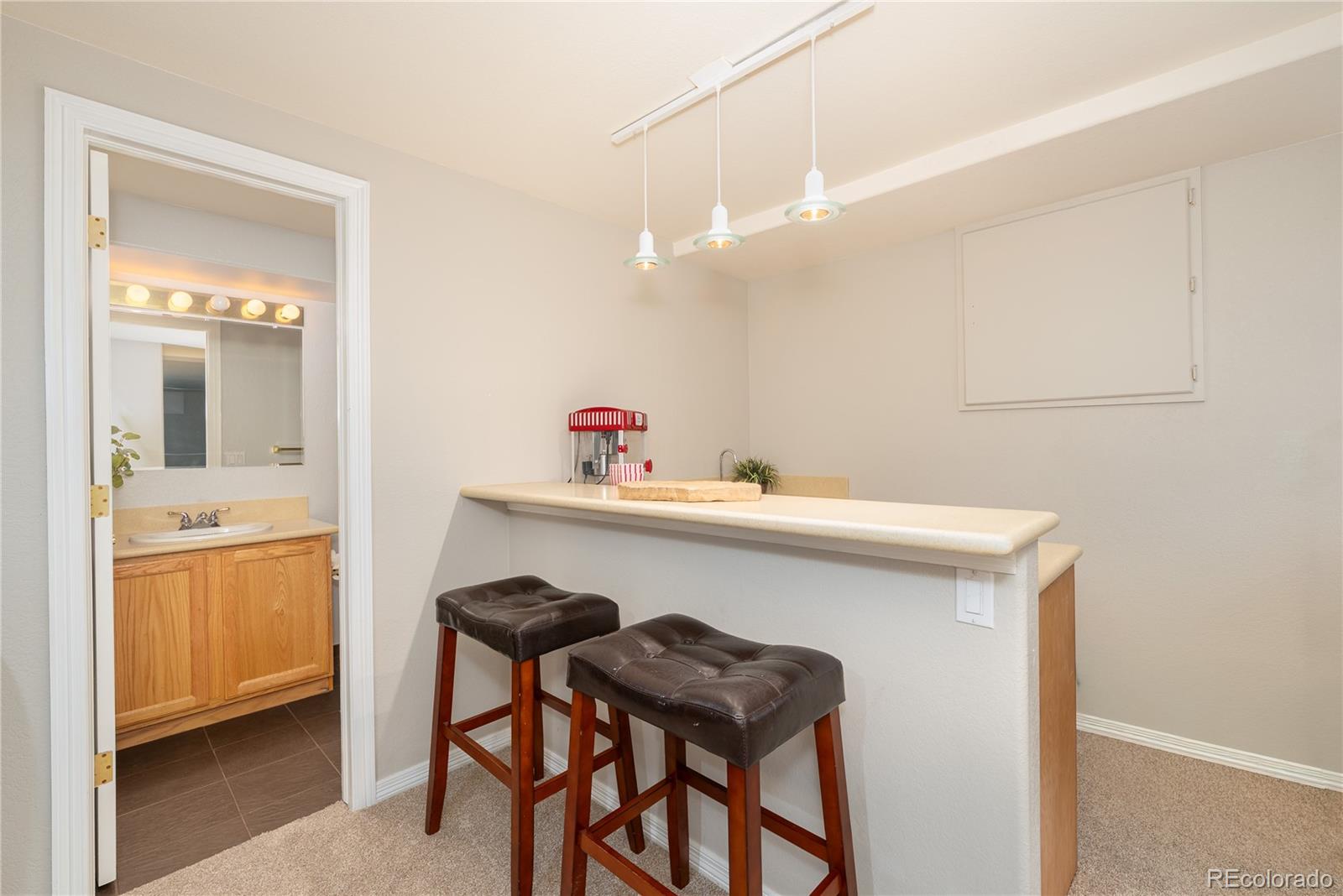 9724 Red Oakes Place