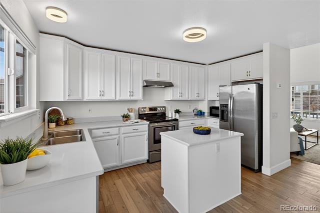 2711 High Cliffe Place
