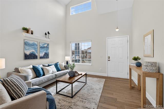2711 High Cliffe Place