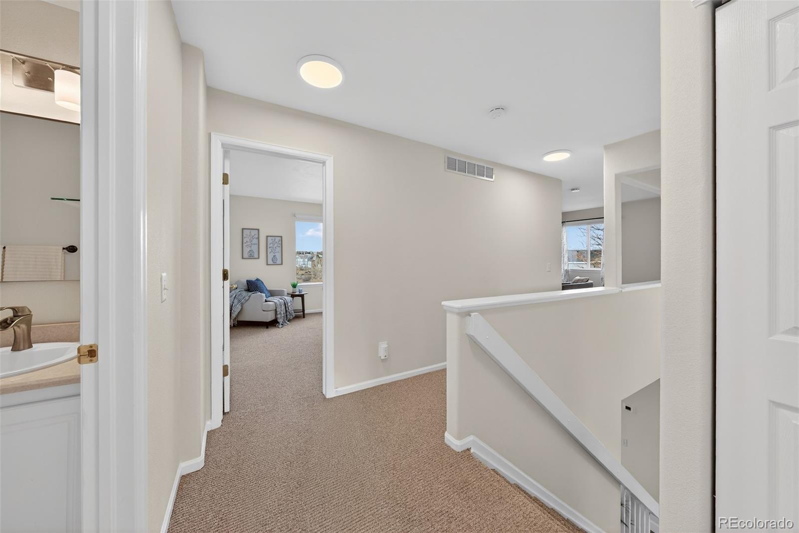 2711 High Cliffe Place