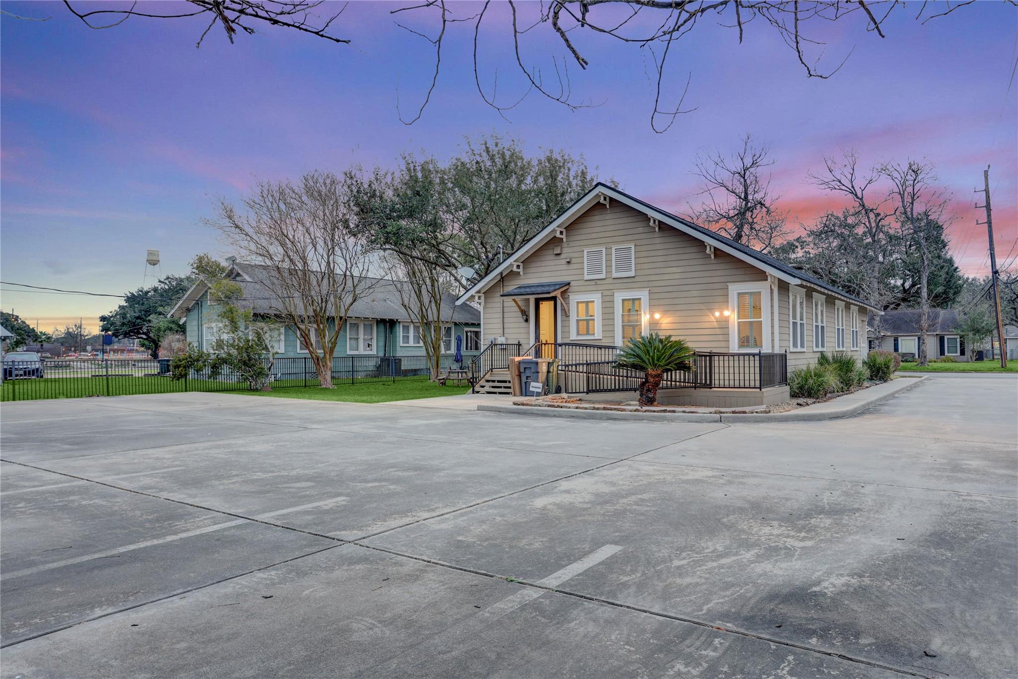 206 Brooks Street