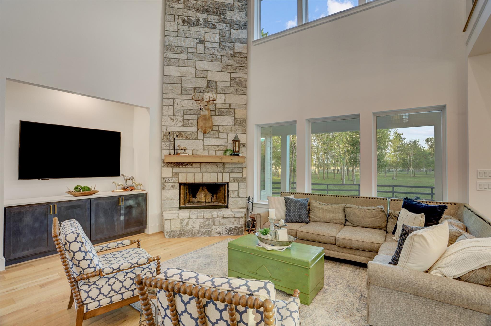 4902 Brazos Lakes Drive