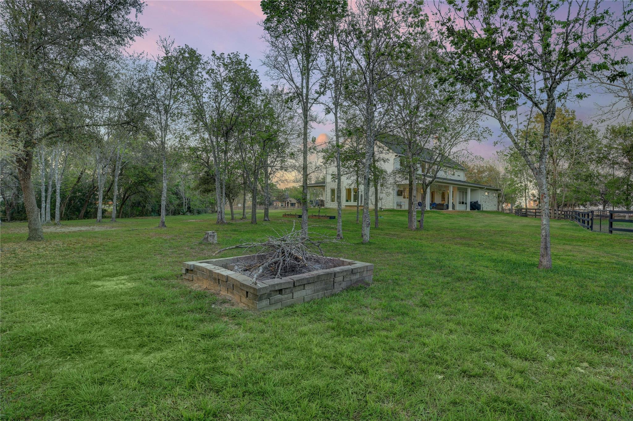 4902 Brazos Lakes Drive