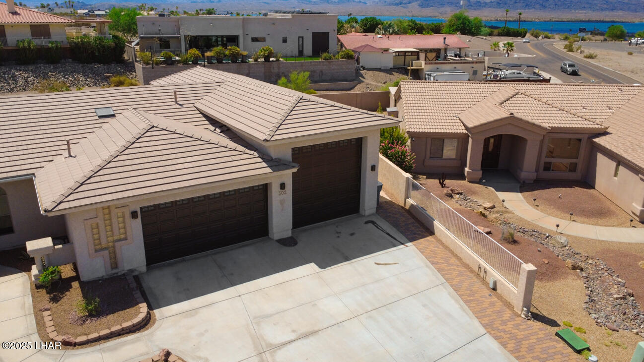 302 Mulberry Cir