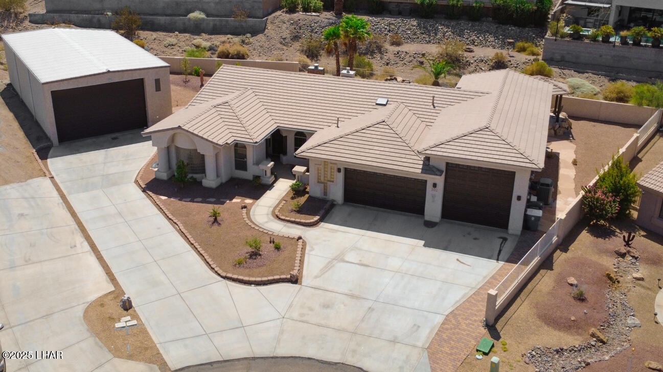 302 Mulberry Cir