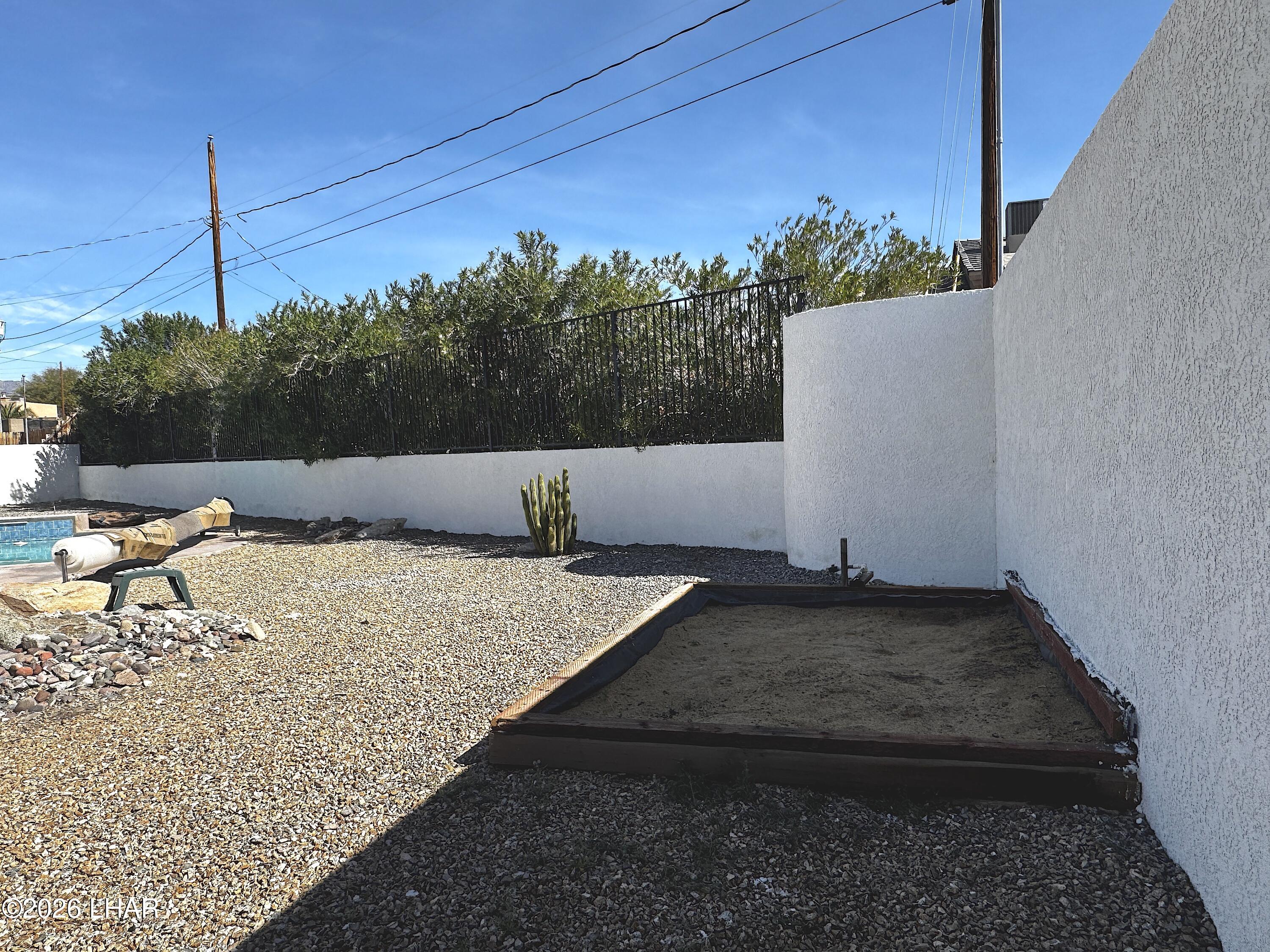 1446 Mcculloch Blvd S