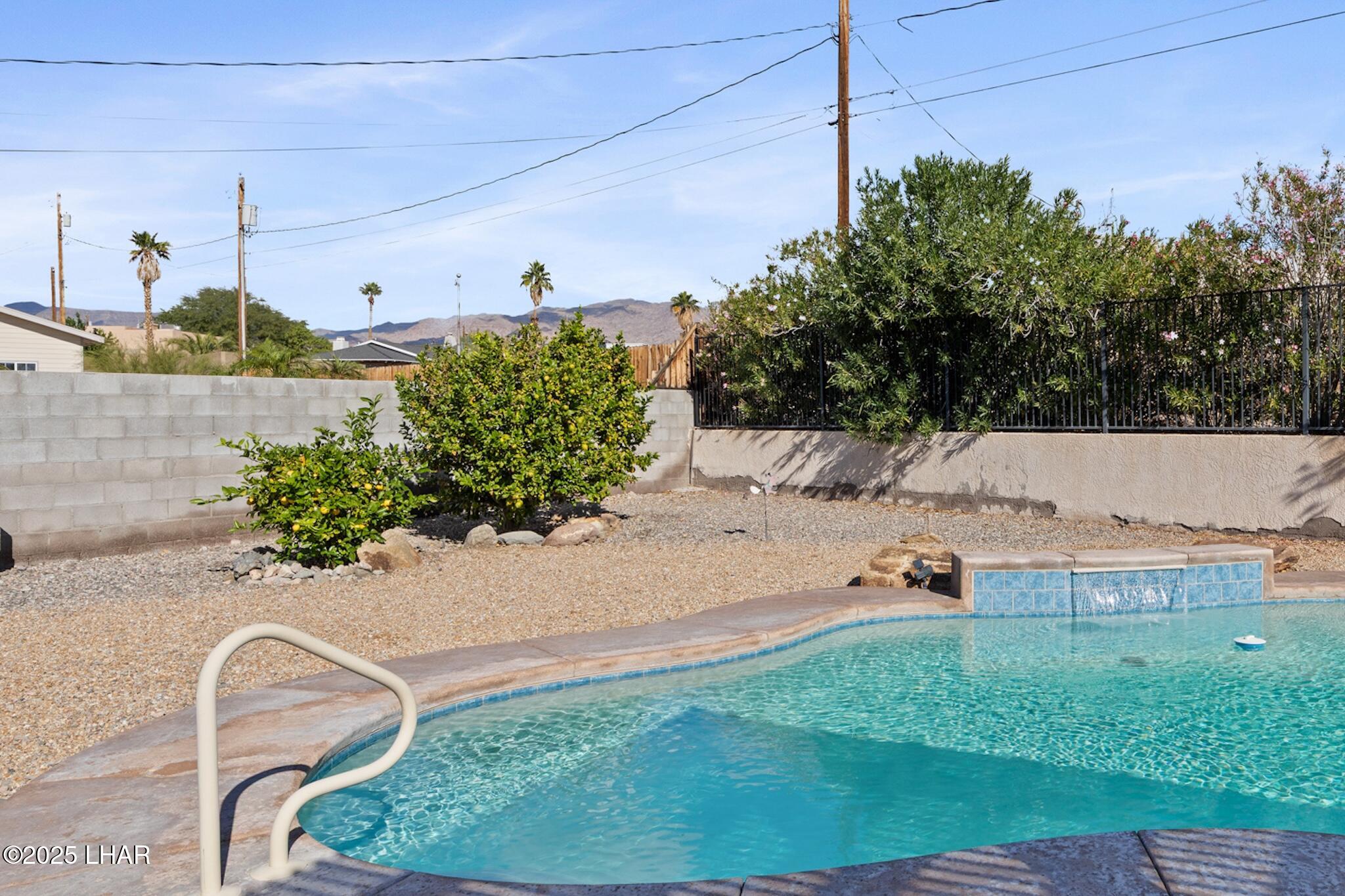 1446 Mcculloch Blvd S