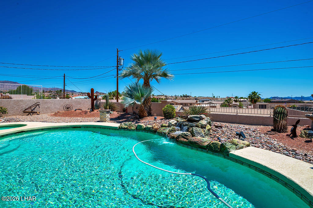 3070 Dogwood Dr