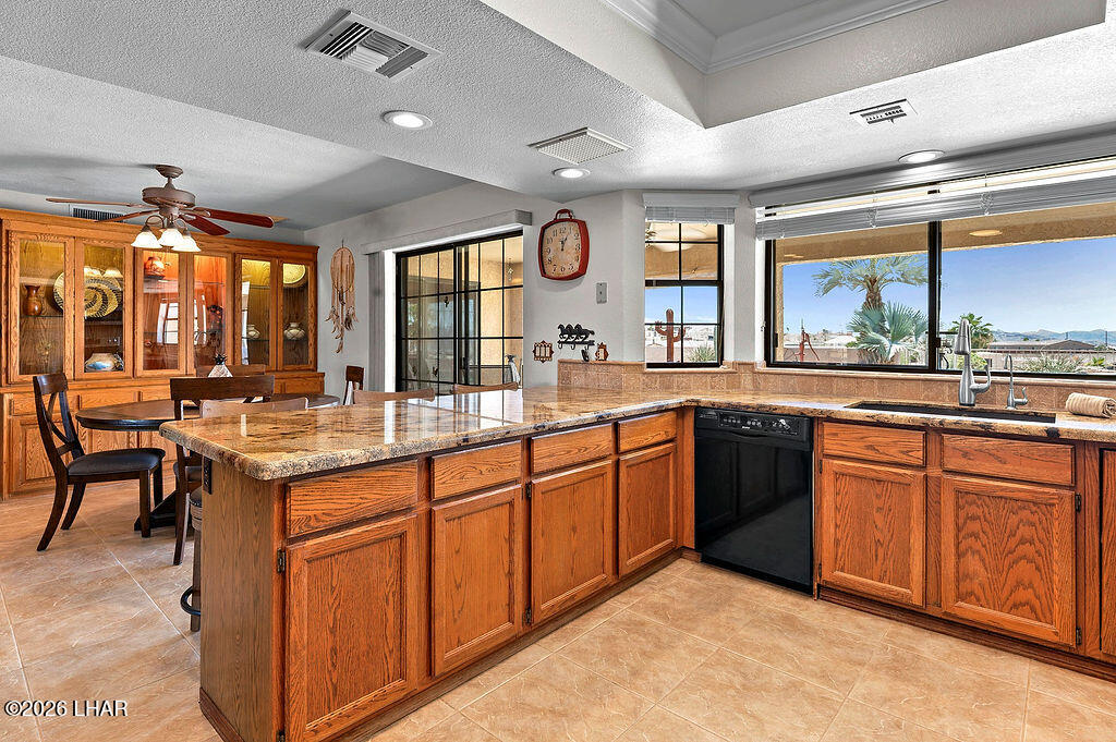 3070 Dogwood Dr