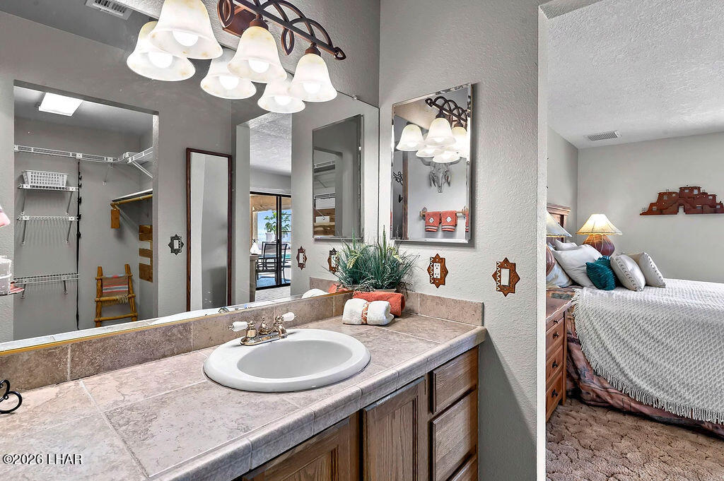 3070 Dogwood Dr