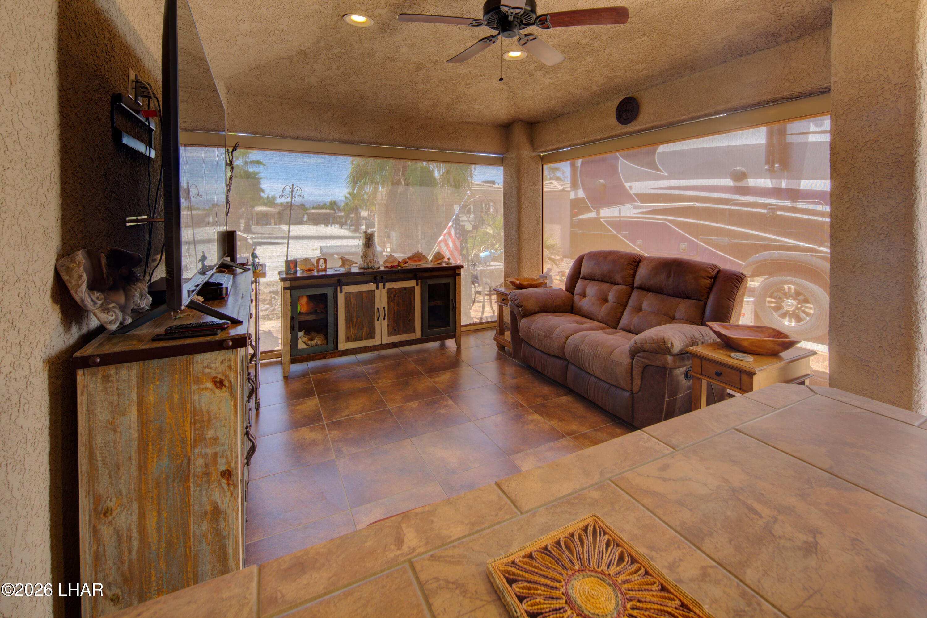 1905 Victoria Farms Rd