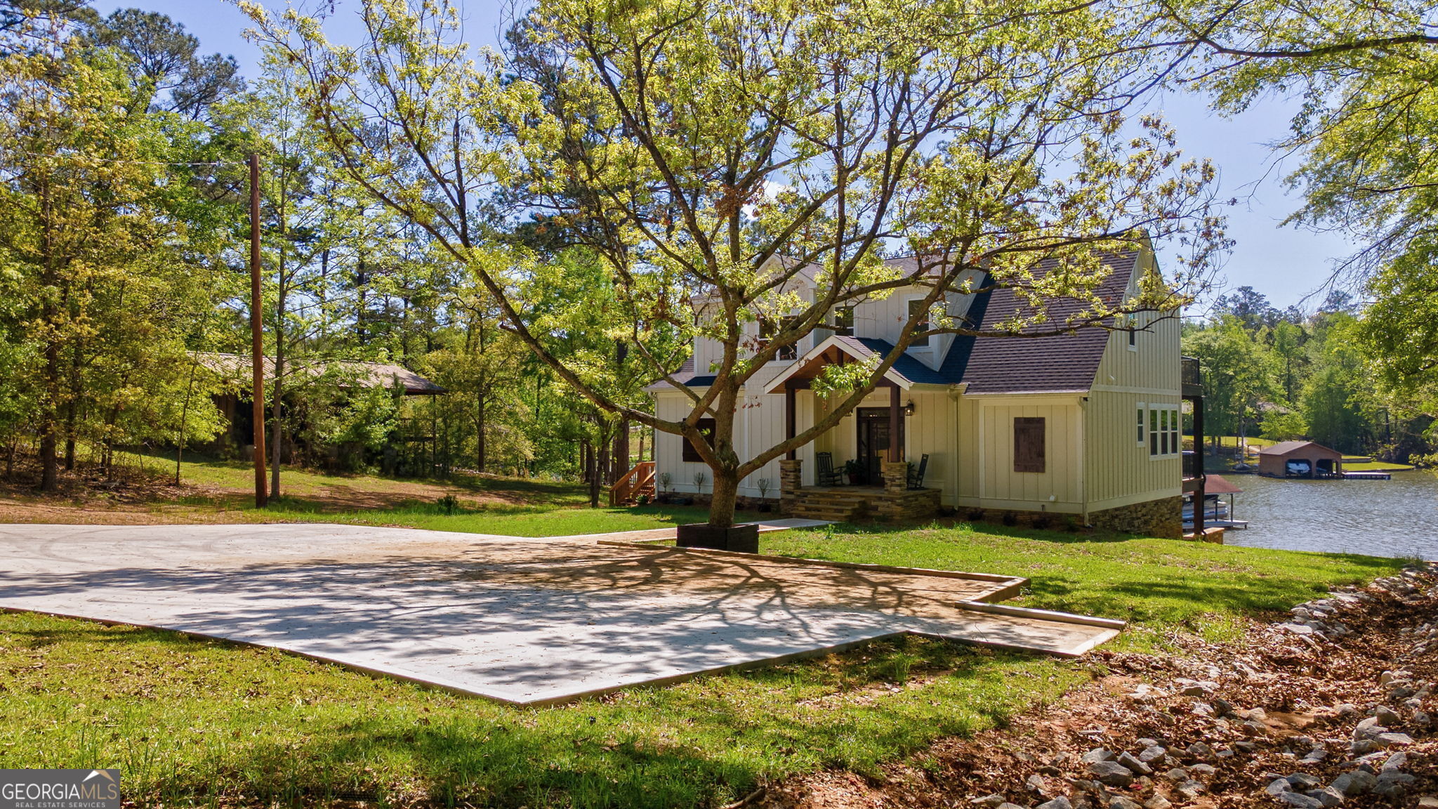 123 Rocky Creek Court NE