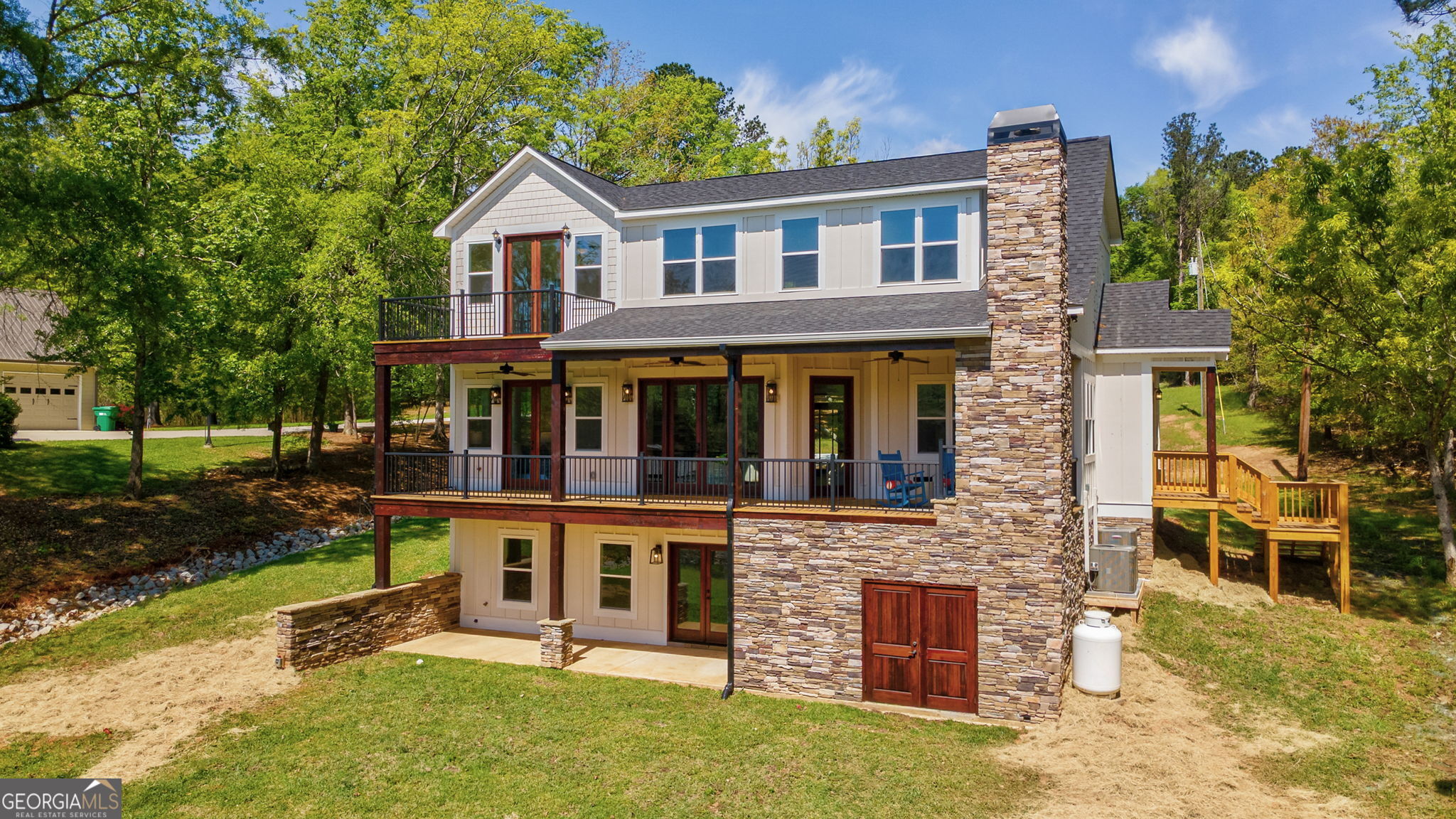 123 Rocky Creek Court NE