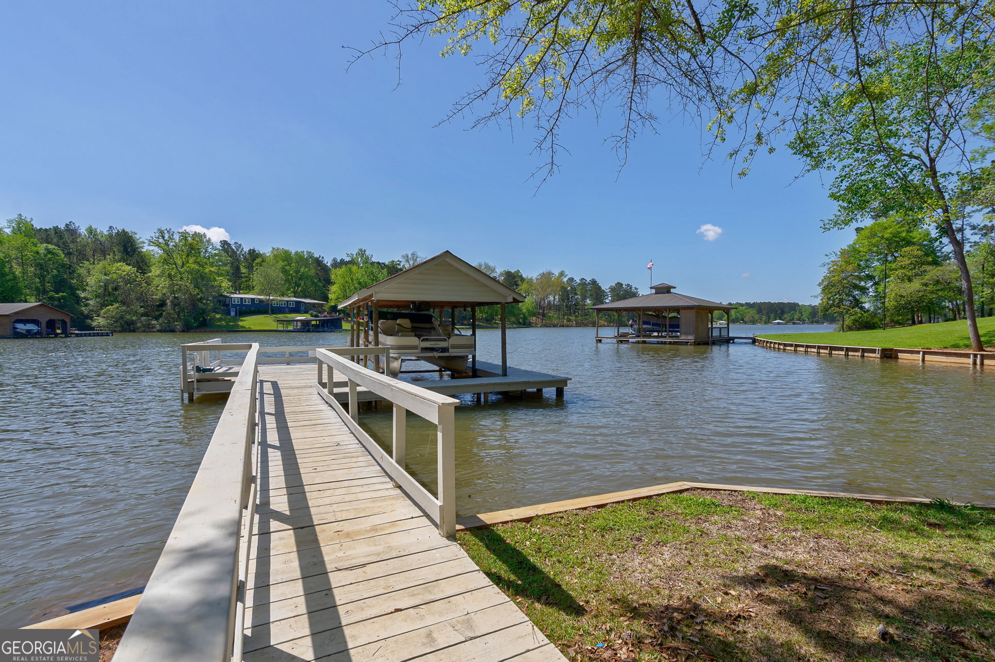123 Rocky Creek Court NE