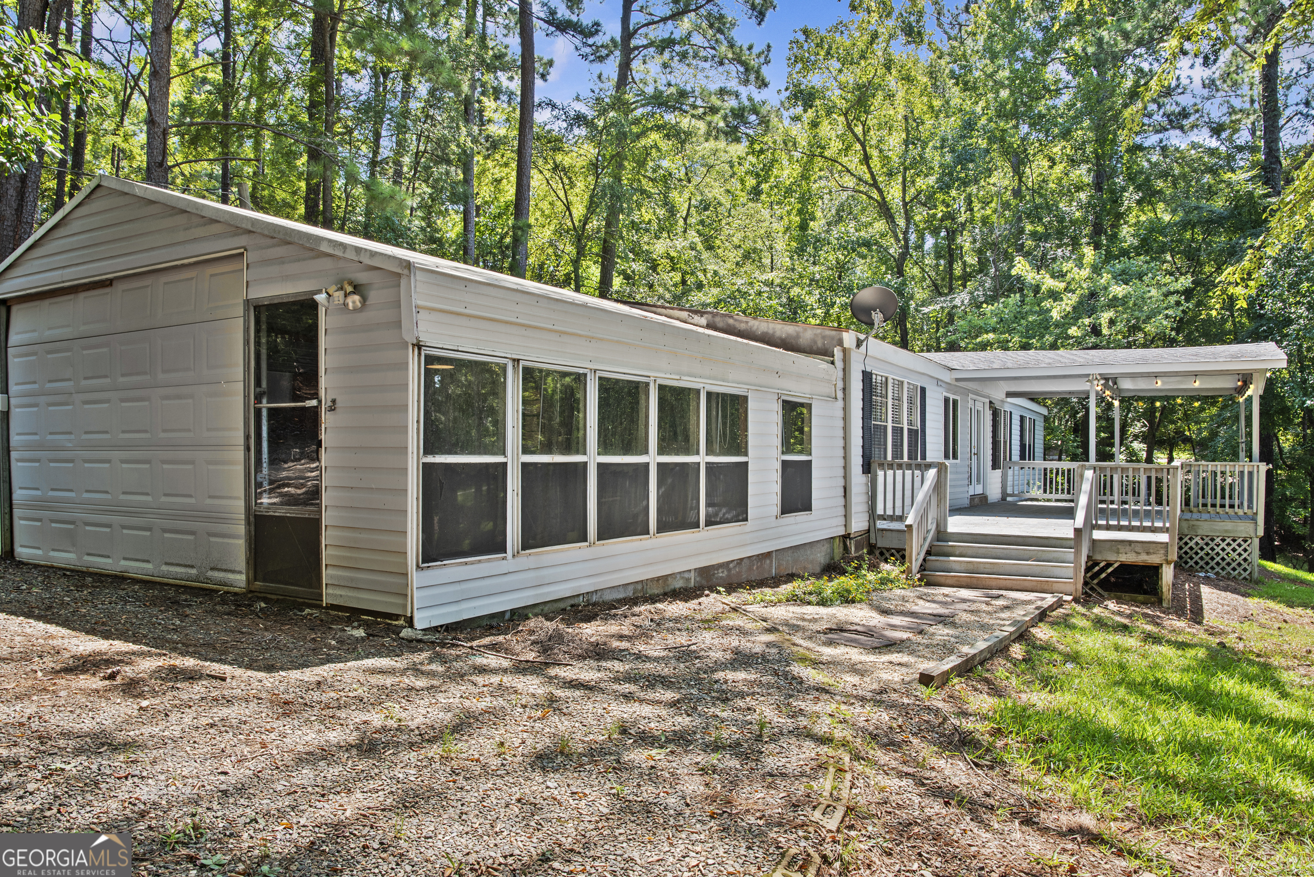 269 Power Point Road NE