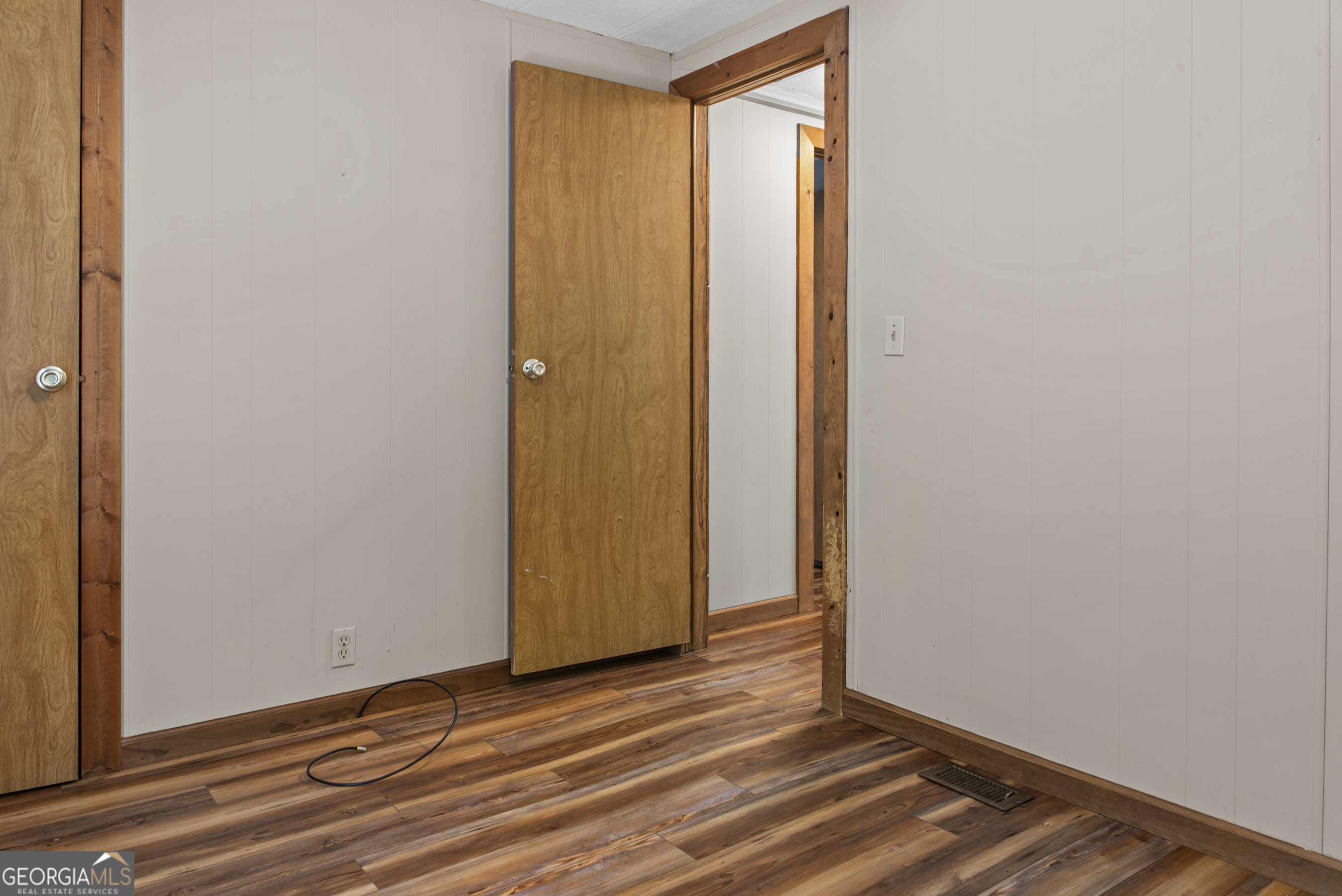 269 Power Point Road NE