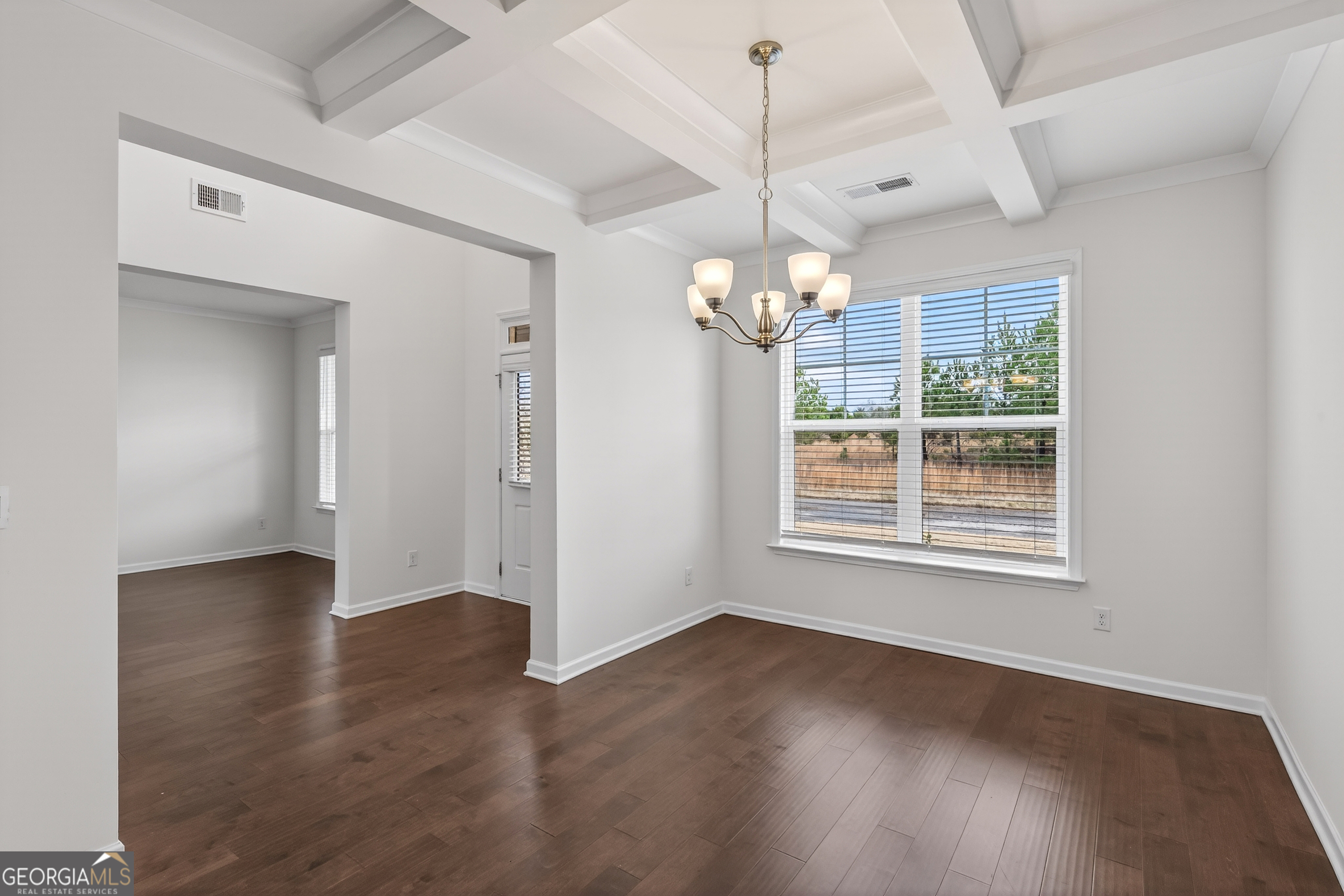 1091 Clubhouse Drive