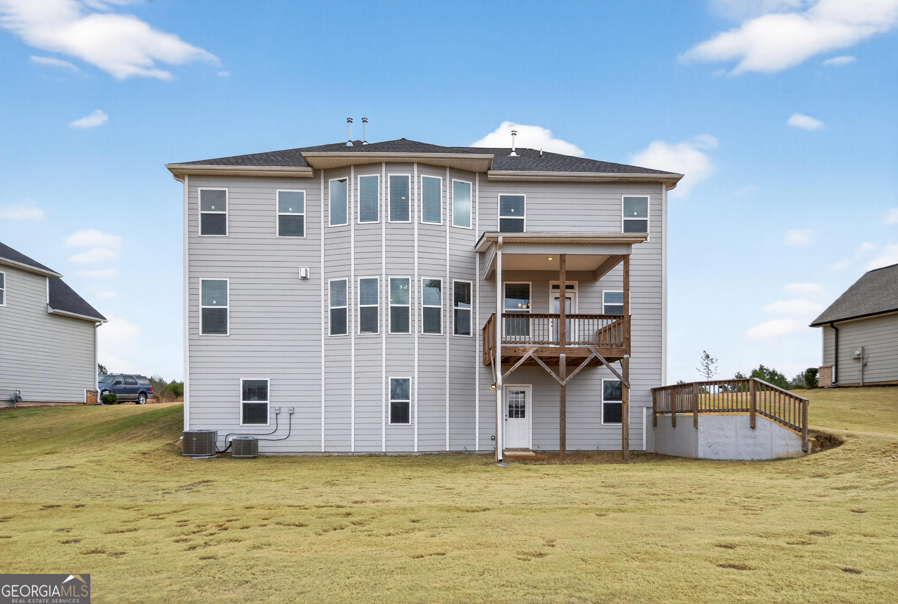 1091 Clubhouse Drive