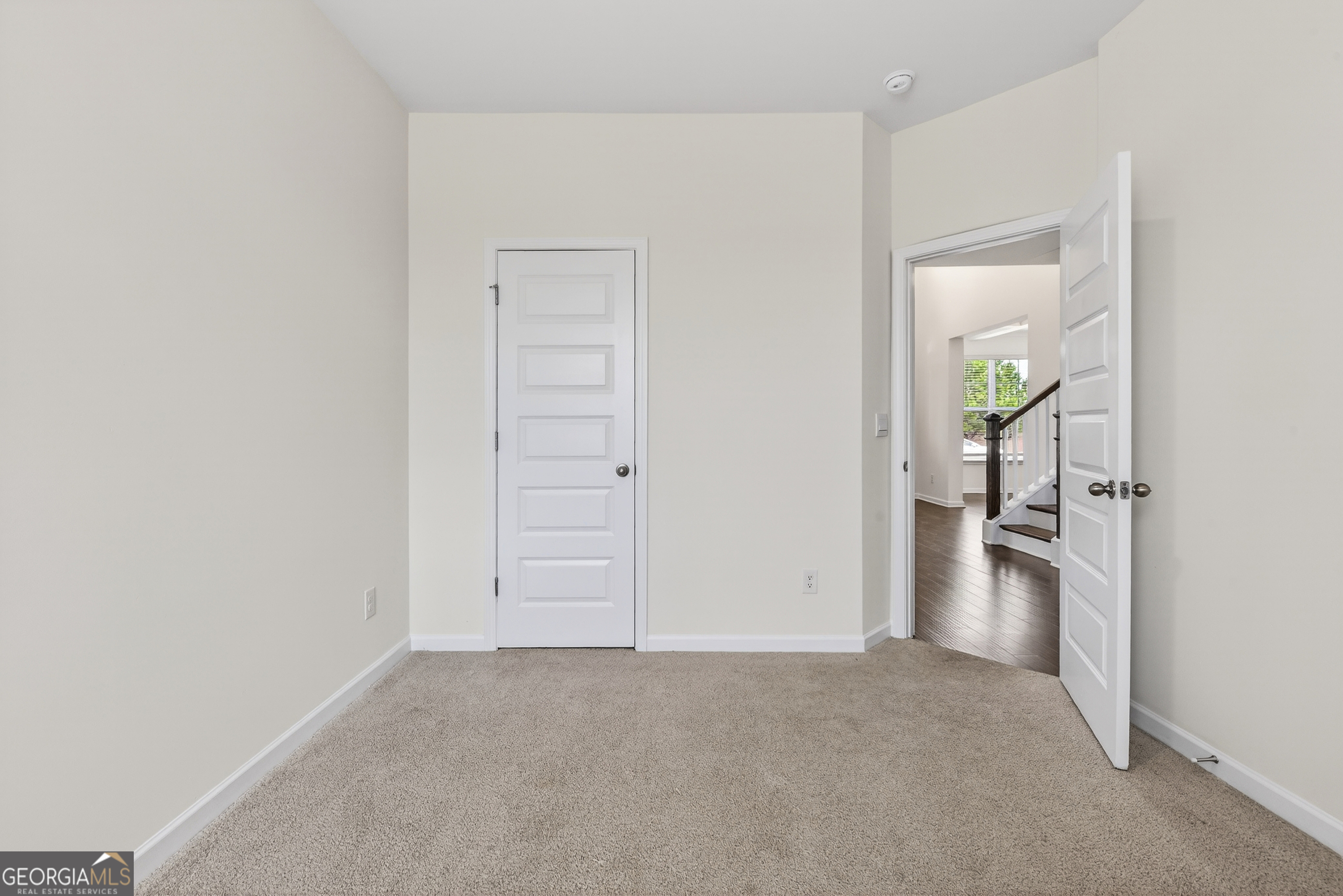 1091 Clubhouse Drive