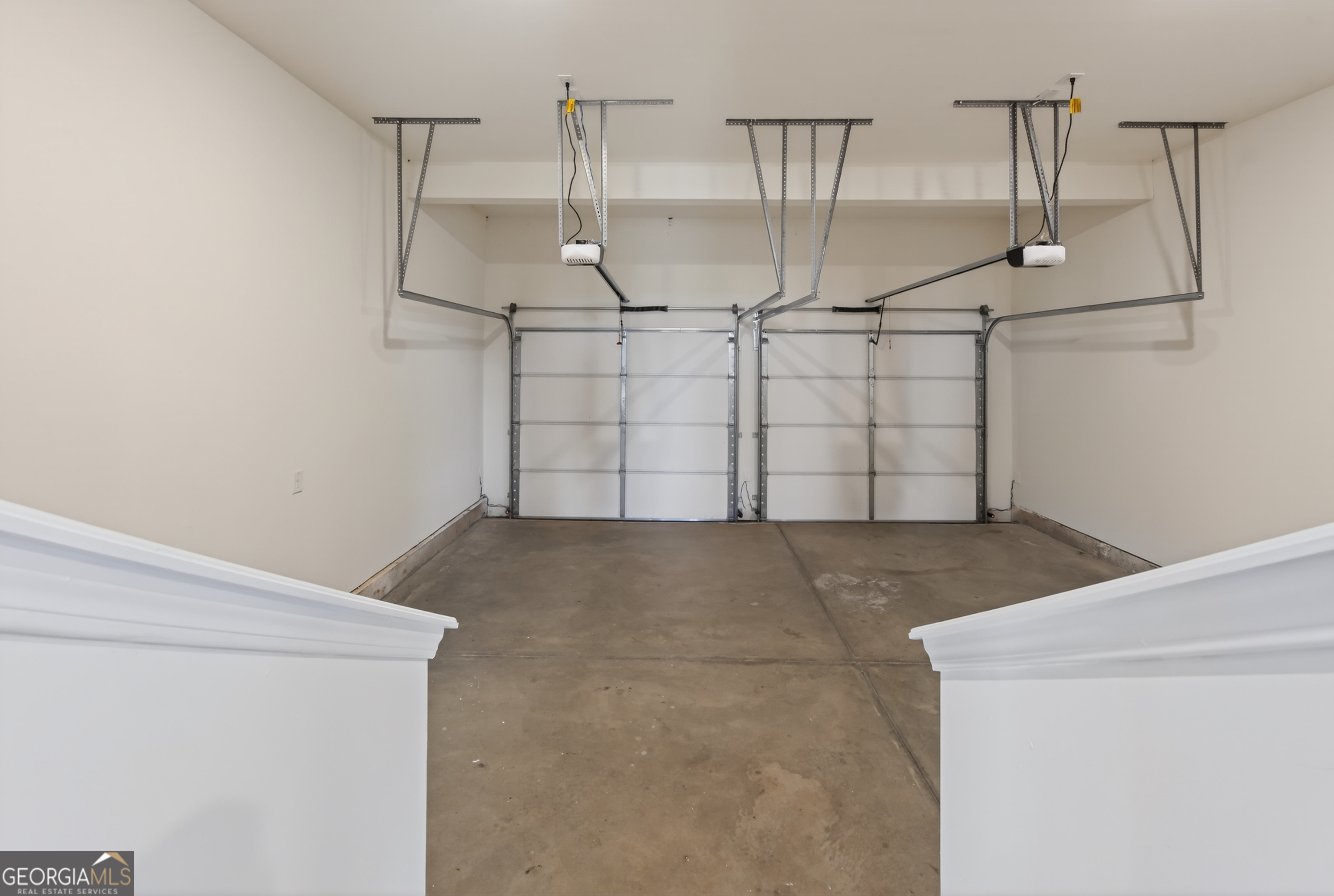 1091 Clubhouse Drive