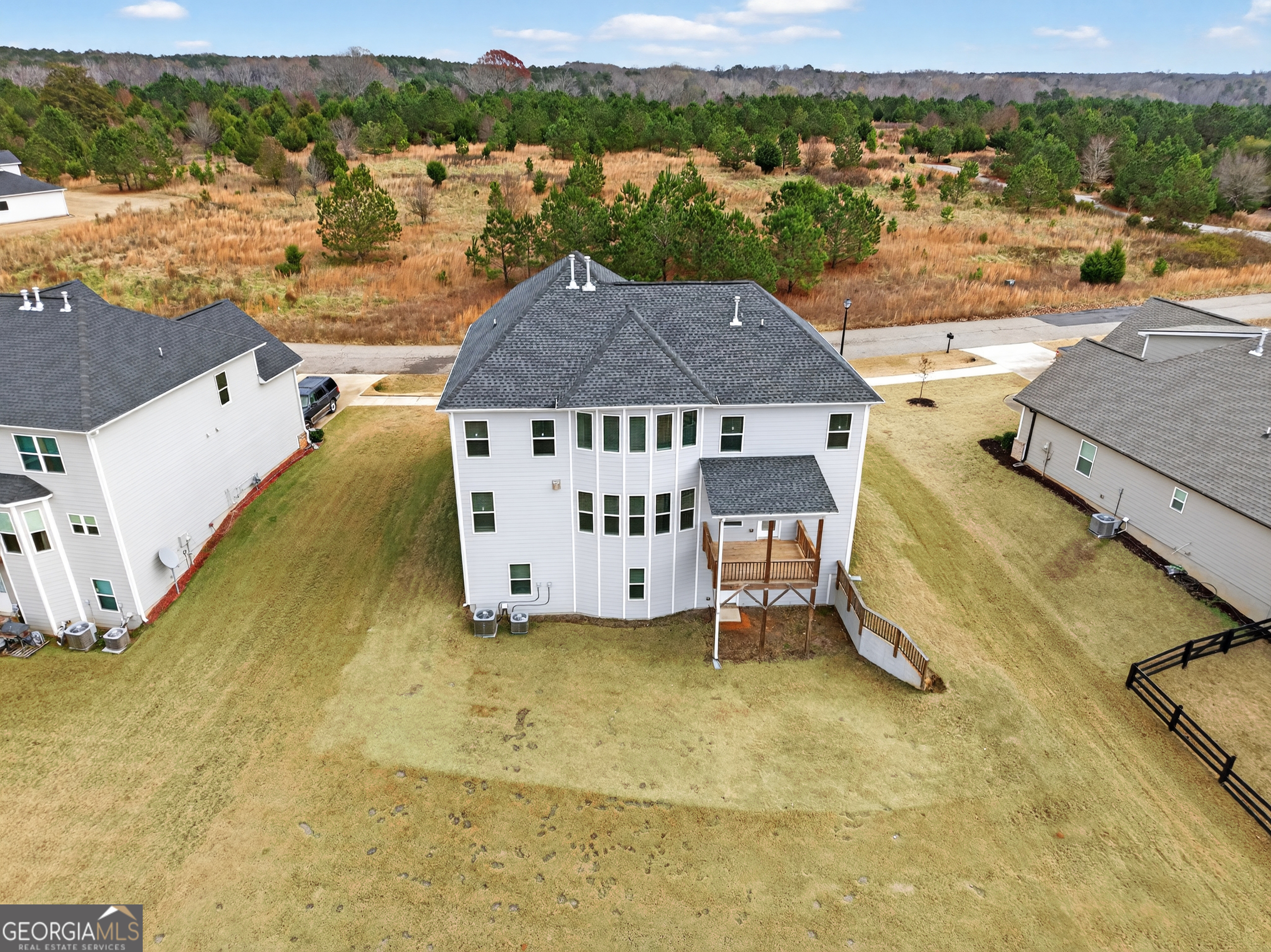 1091 Clubhouse Drive