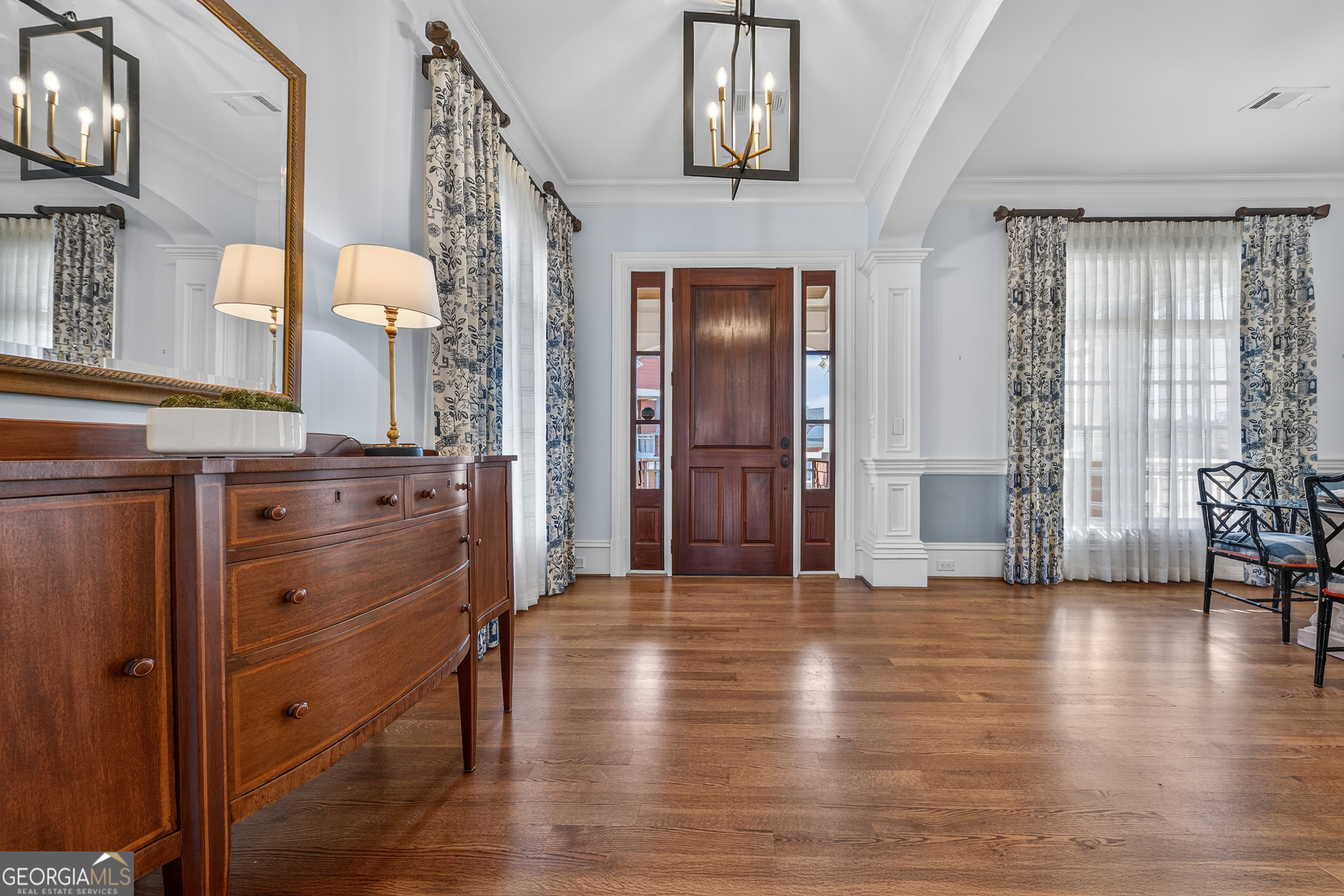 140 Silver Birch Lane NE