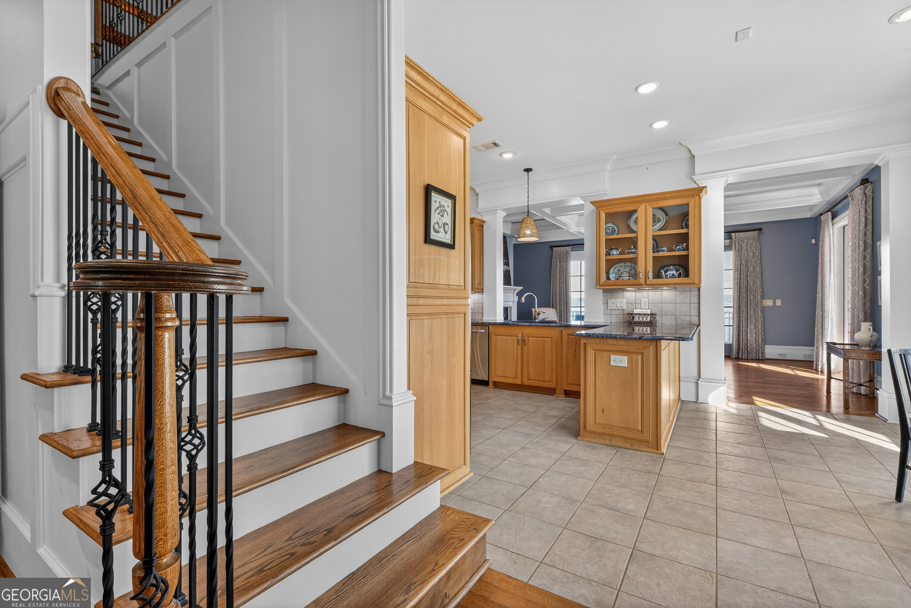 140 Silver Birch Lane NE