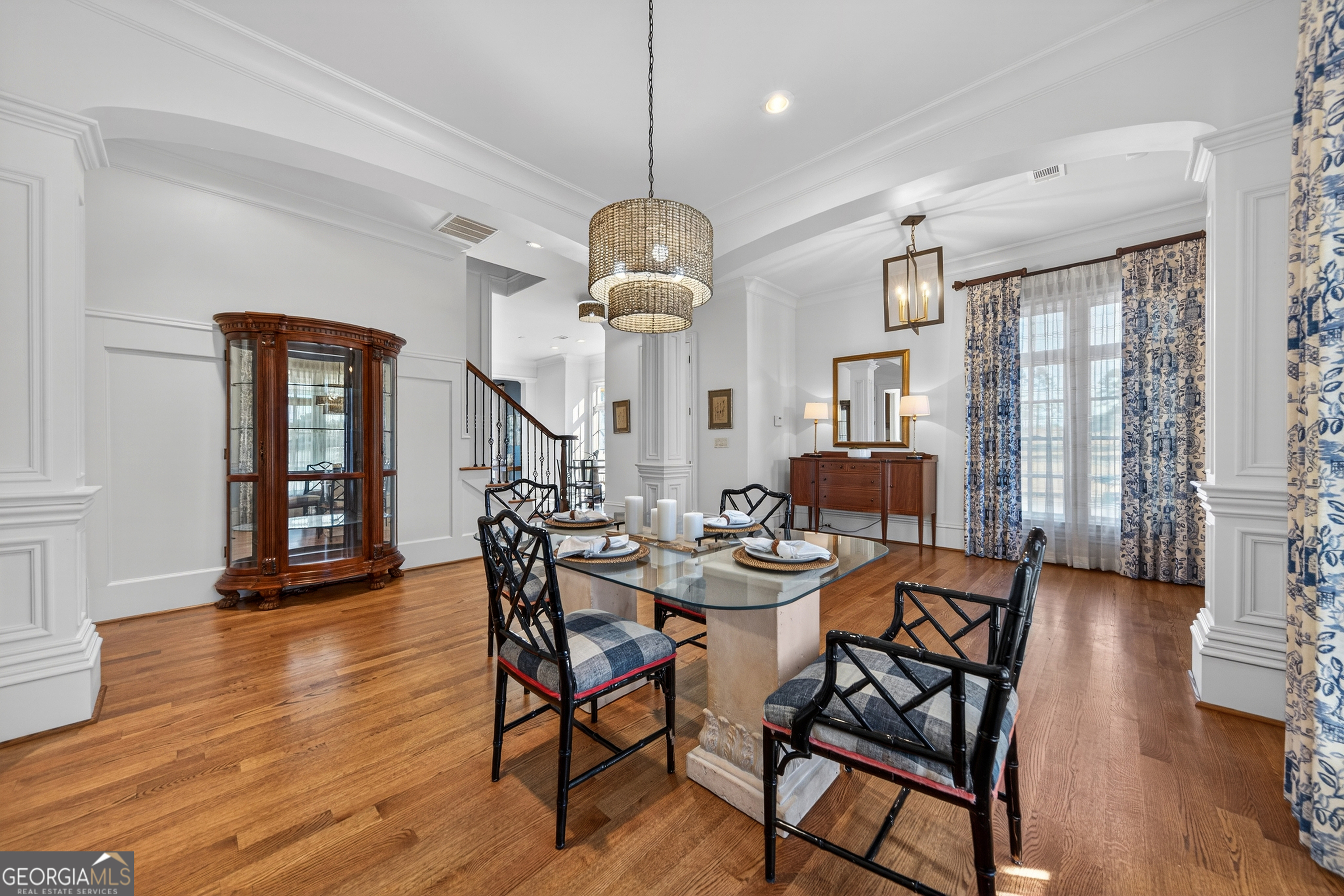 140 Silver Birch Lane NE