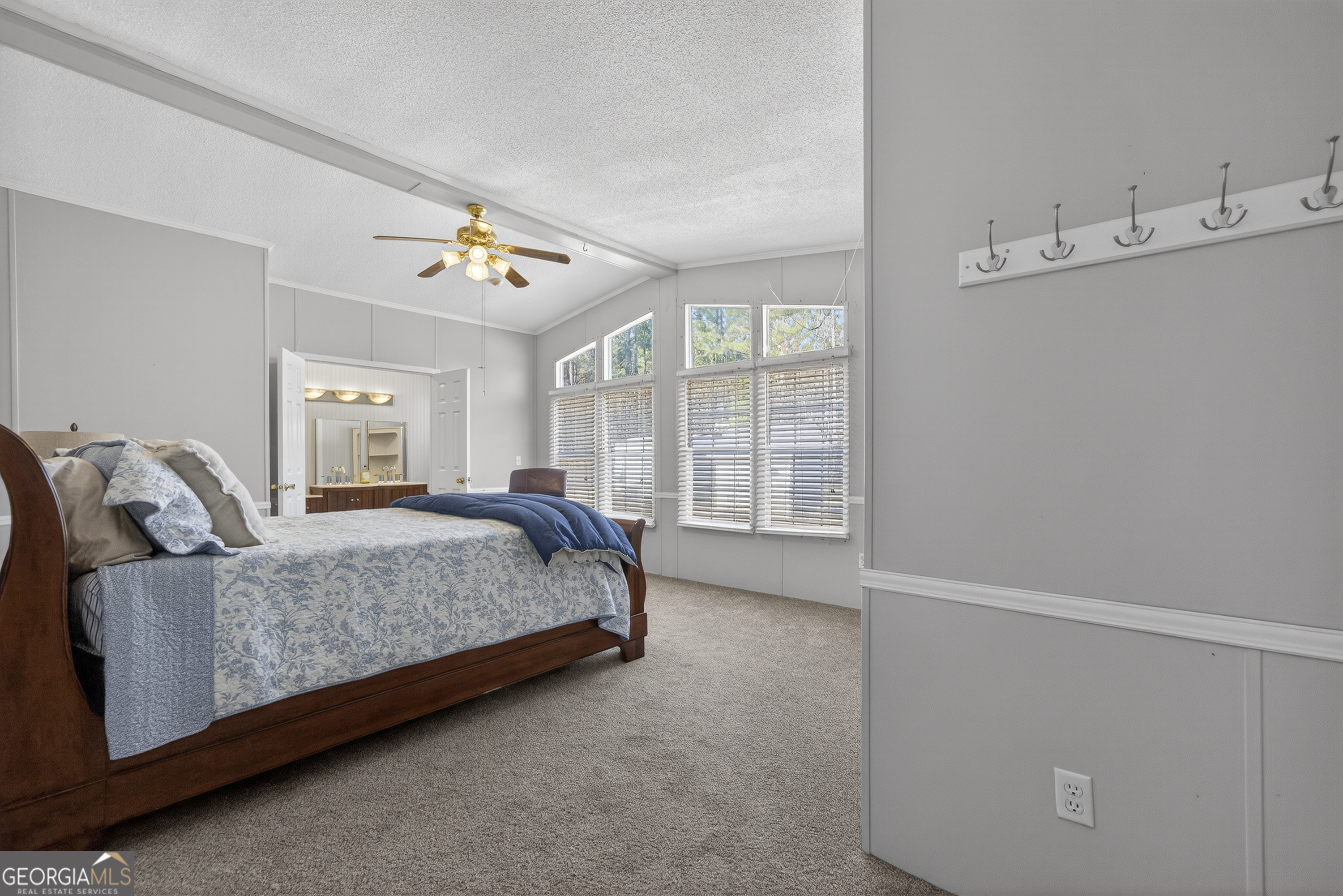 392 Hub Dent Road NE