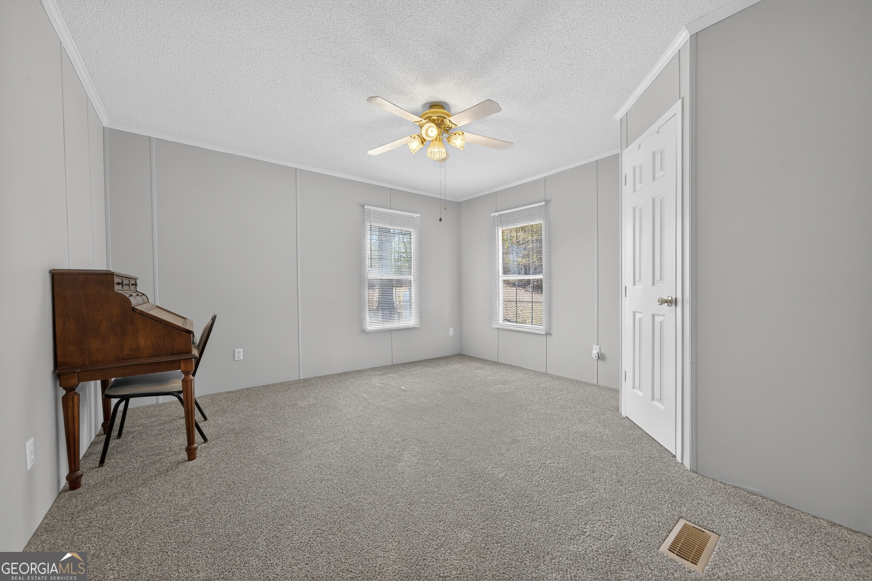 392 Hub Dent Road NE