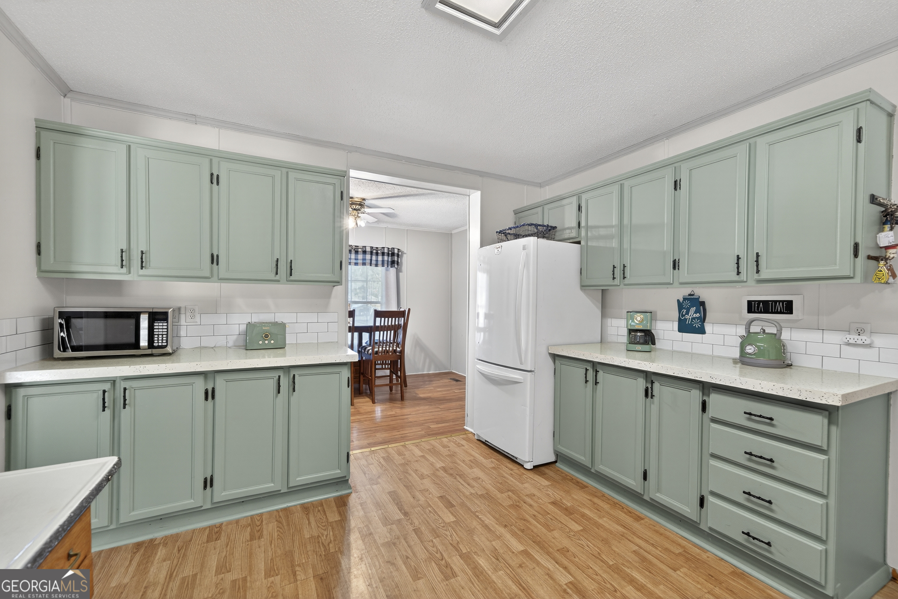 392 Hub Dent Road NE