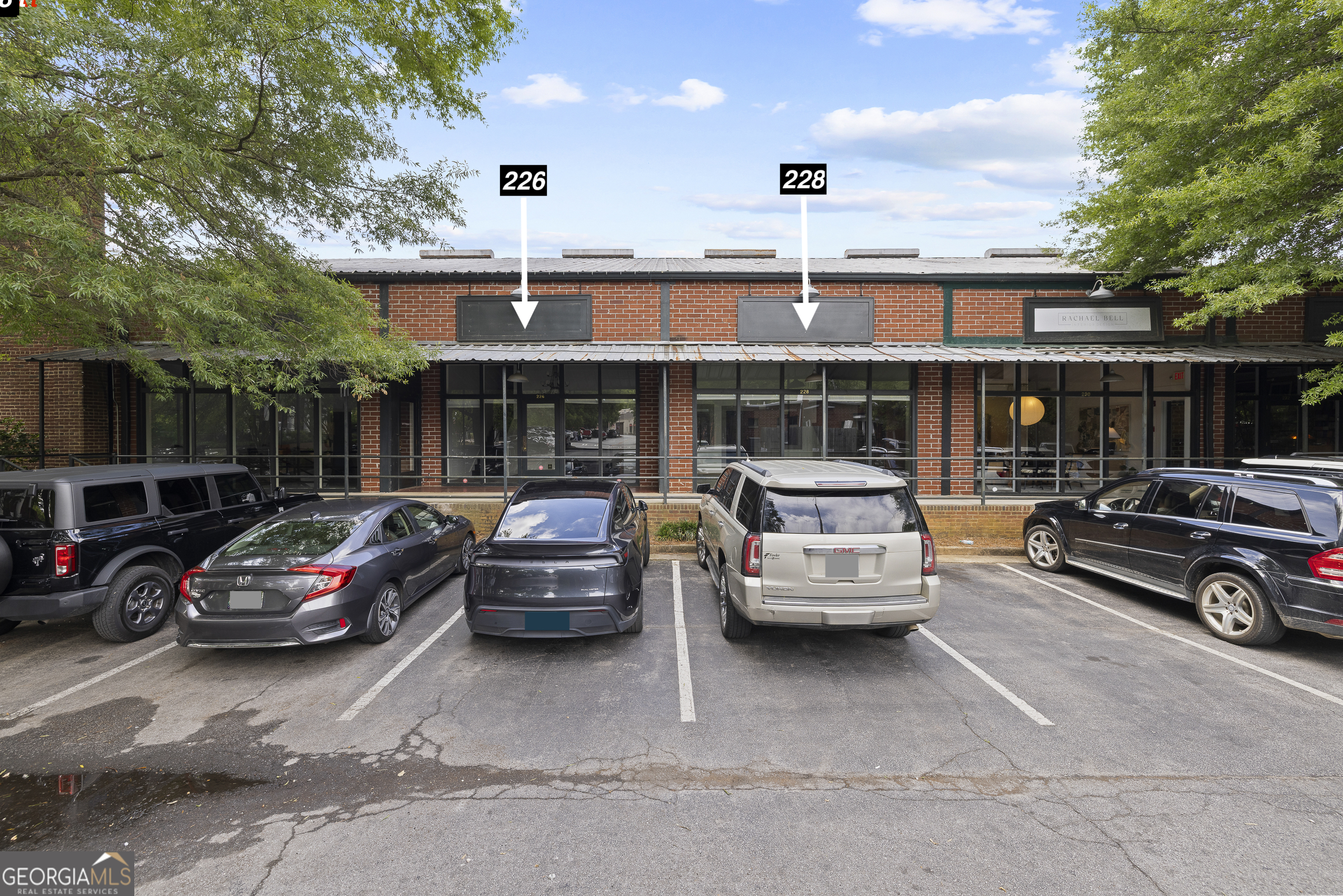 226 & 228 W Washington Street