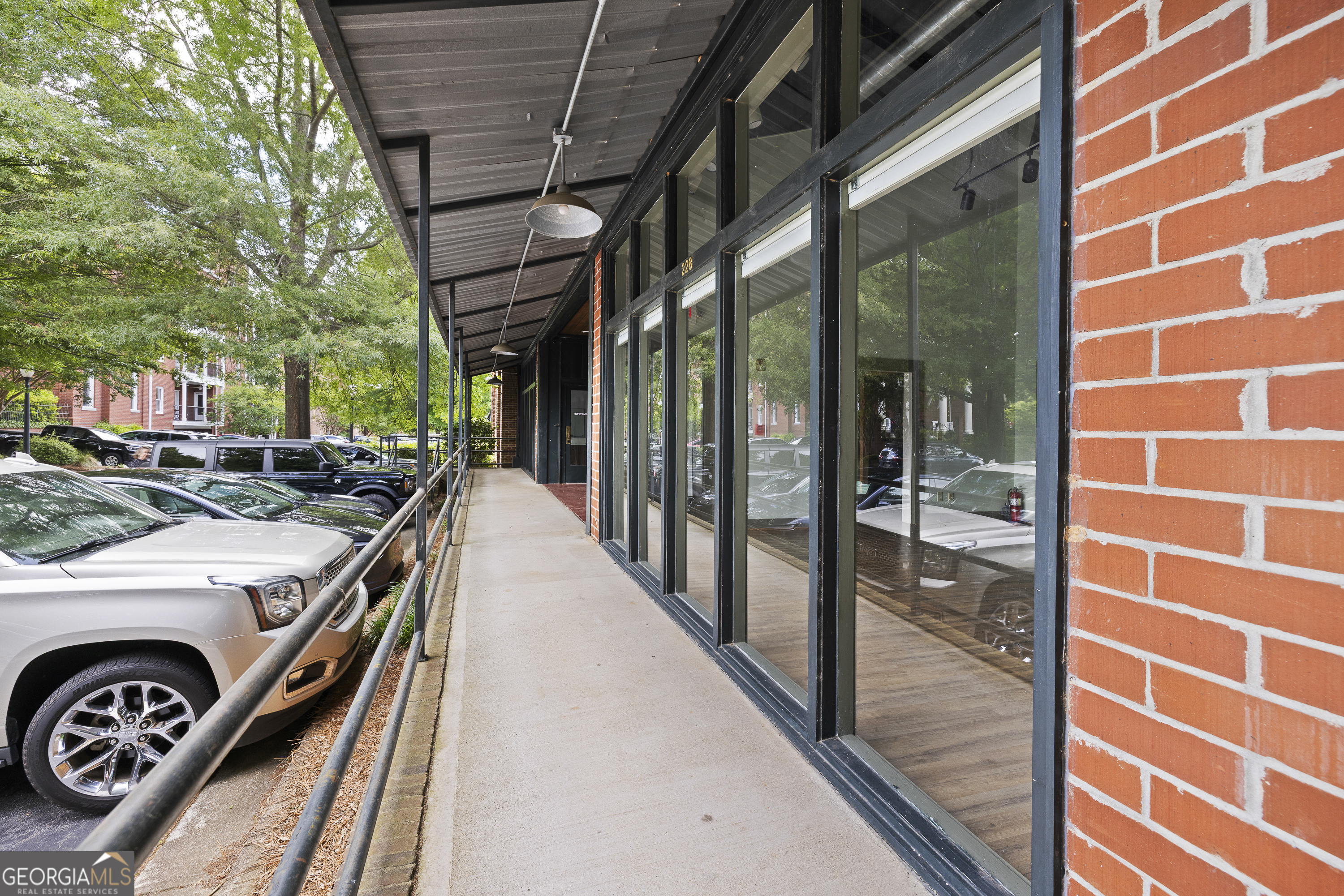 226 & 228 W Washington Street