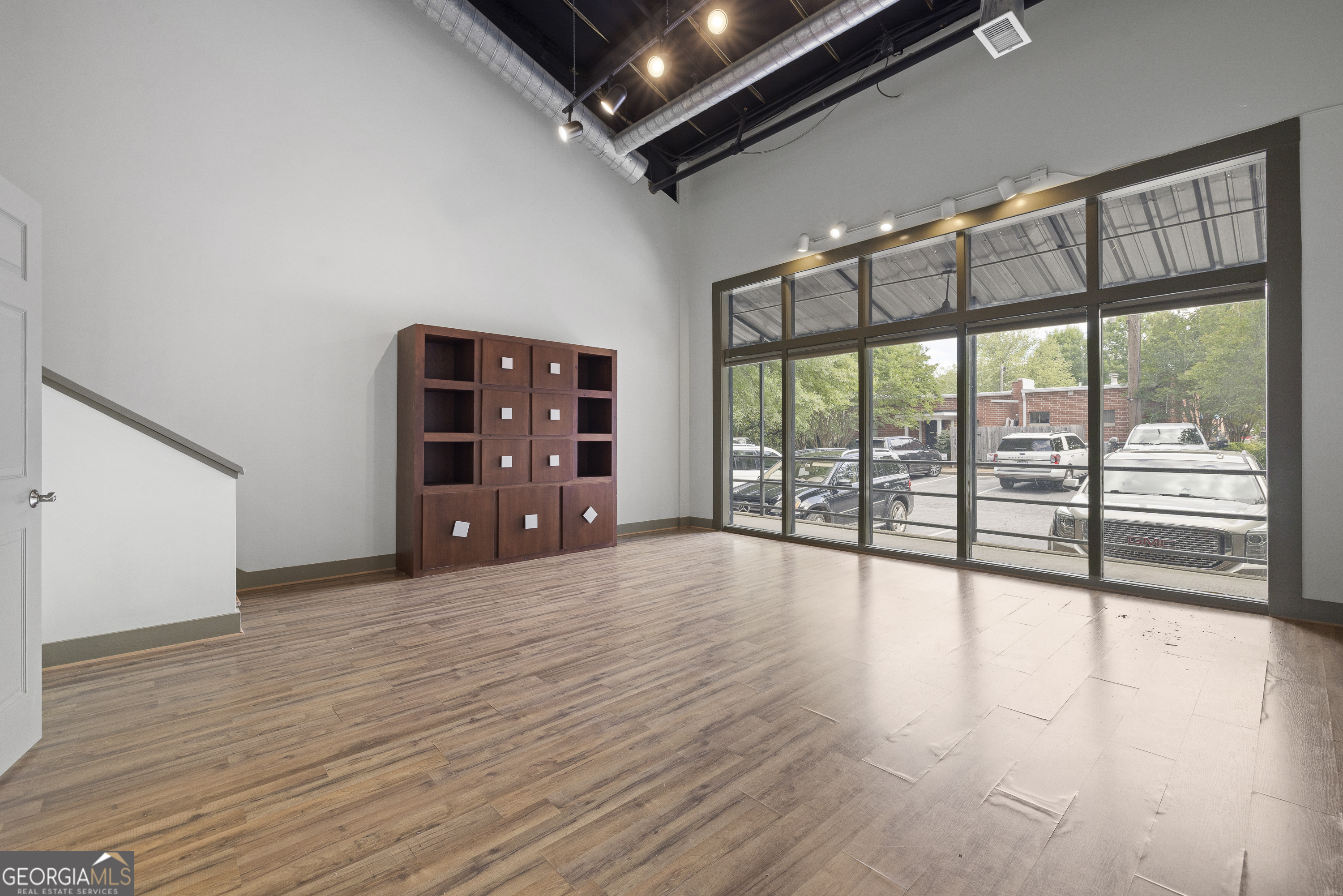 226 & 228 W Washington Street