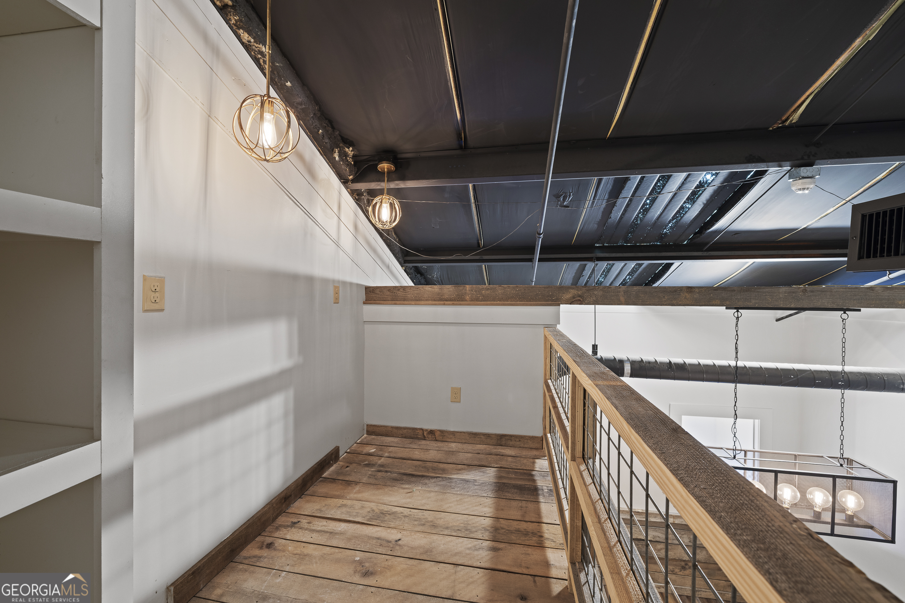 226 & 228 W Washington Street