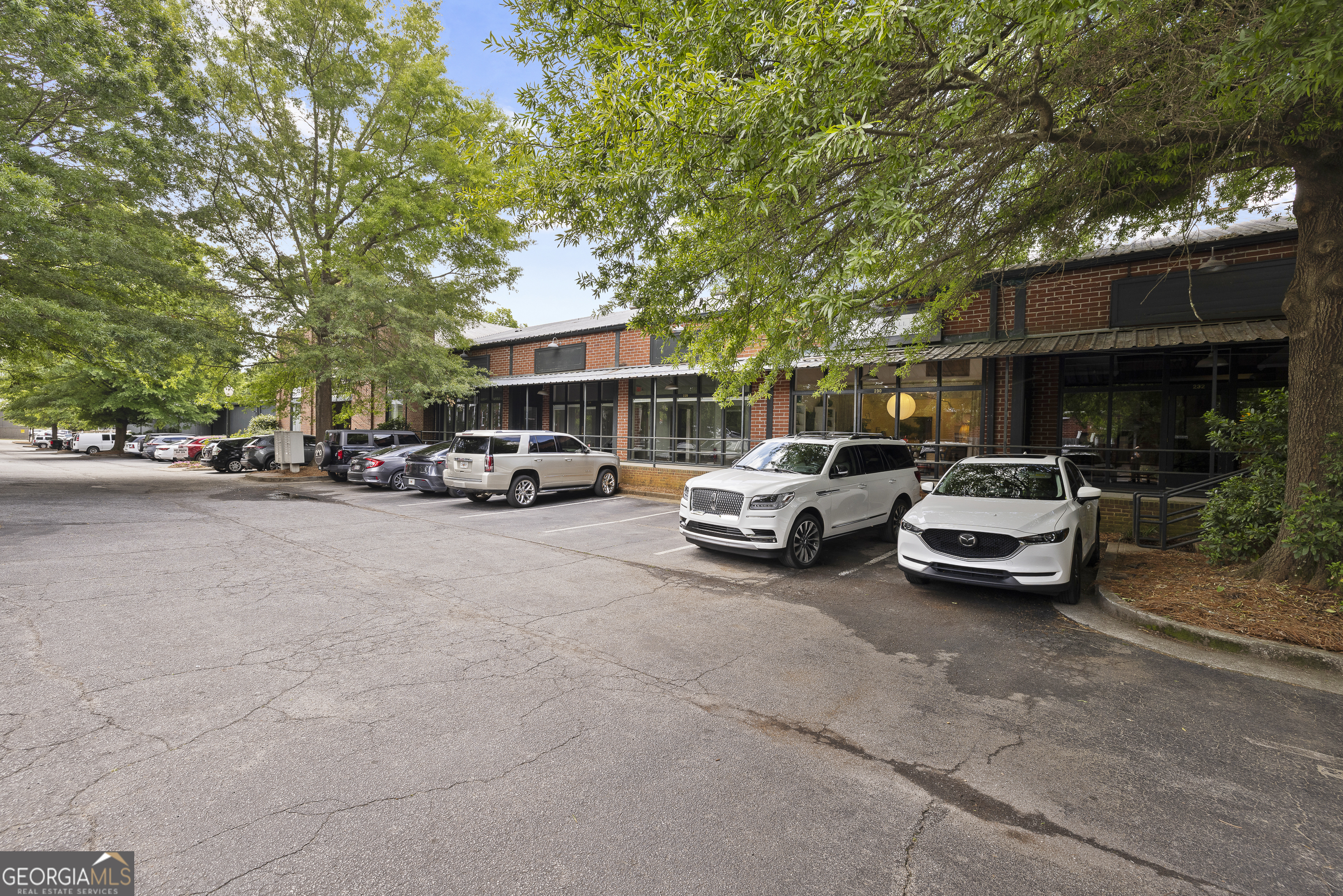 226 & 228 W Washington Street