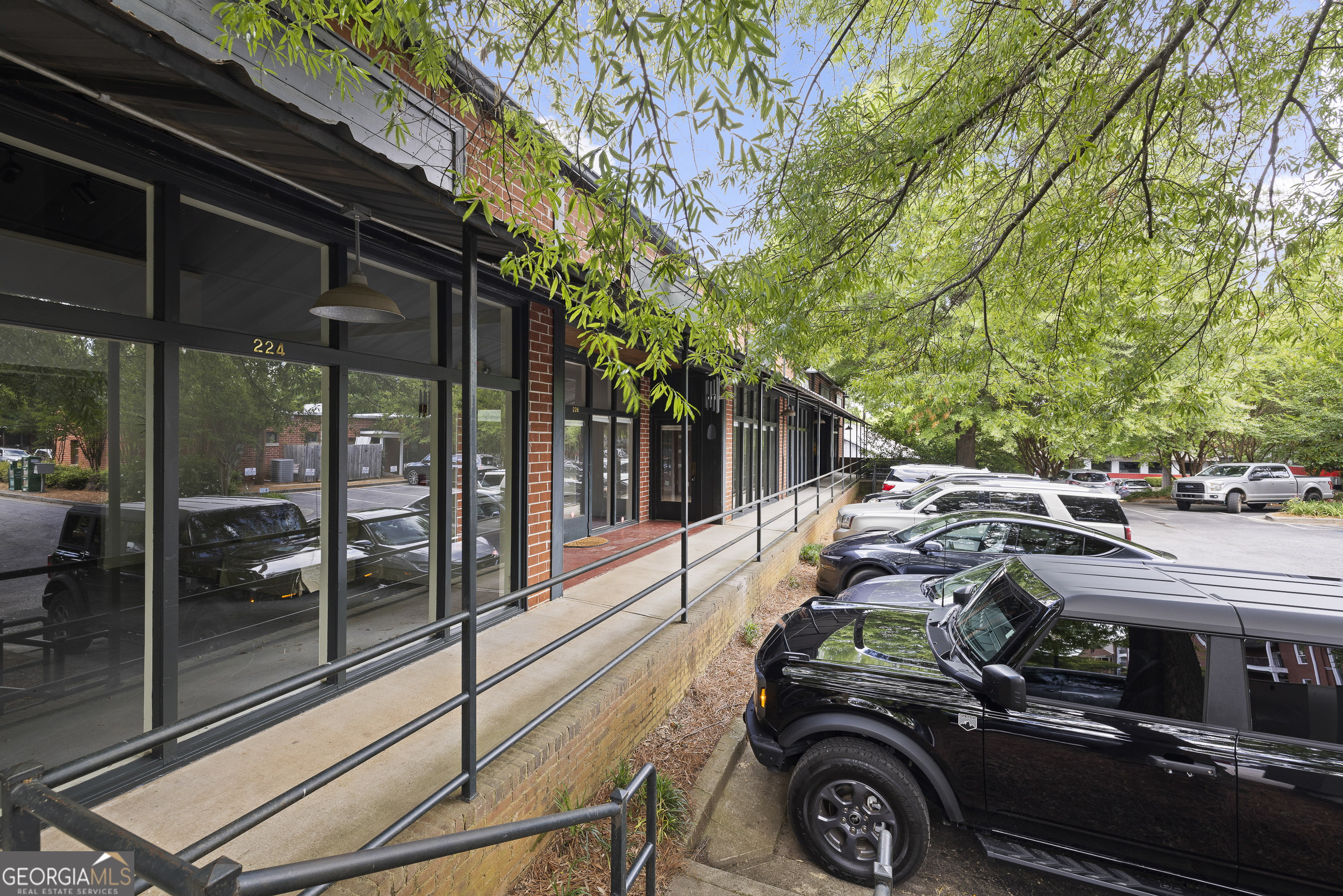 226 & 228 W Washington Street