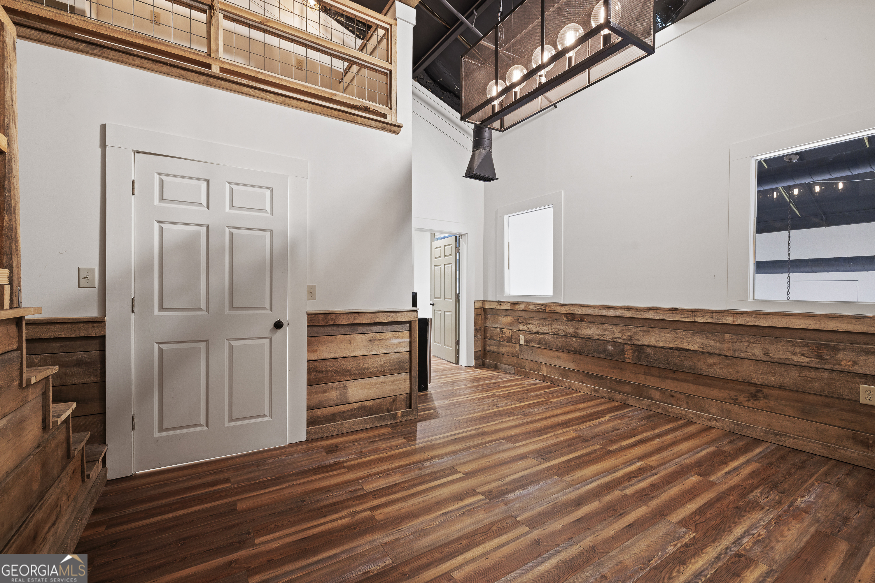 226 & 228 W Washington Street
