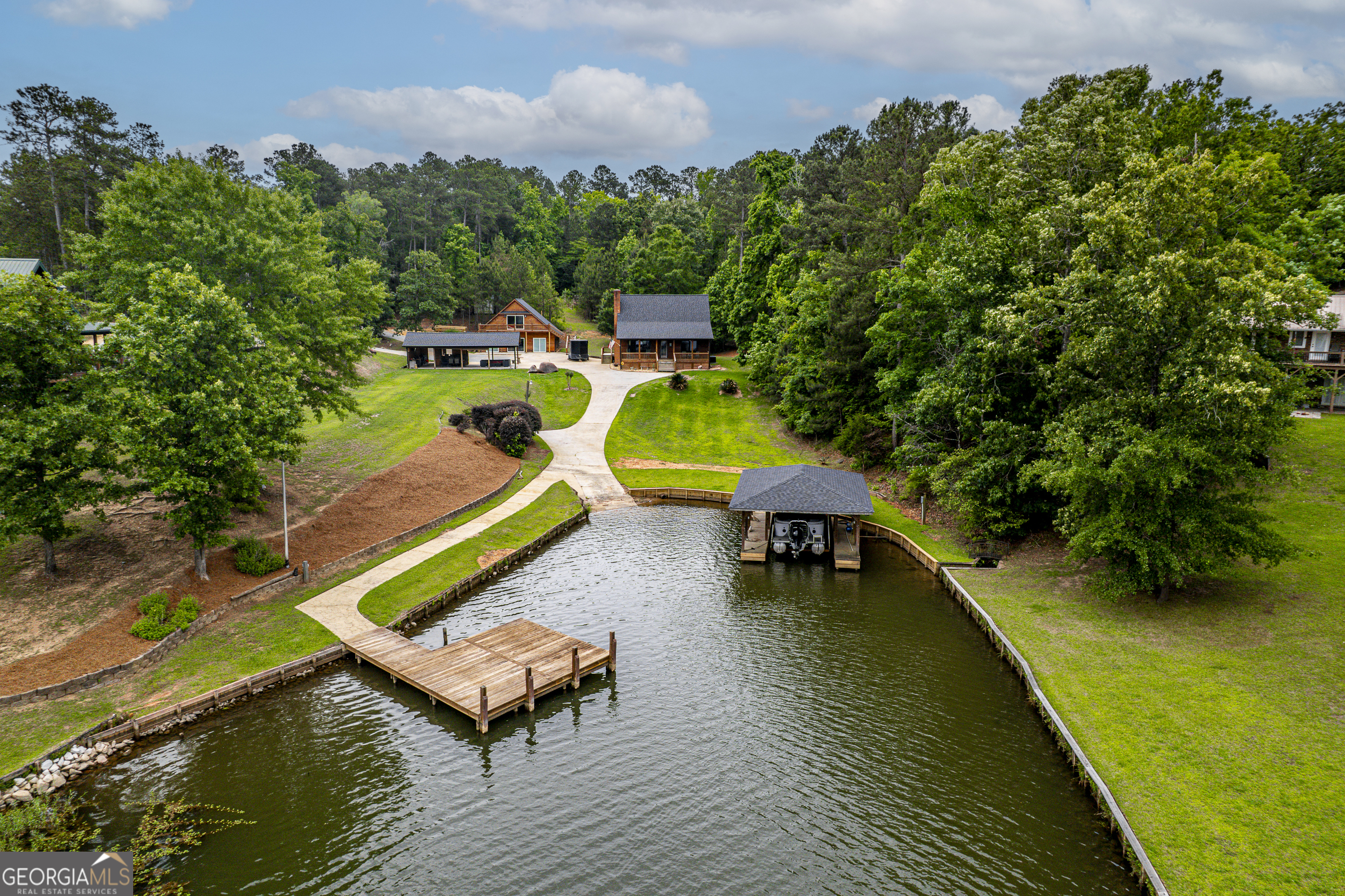 63 Tomahawk Drive